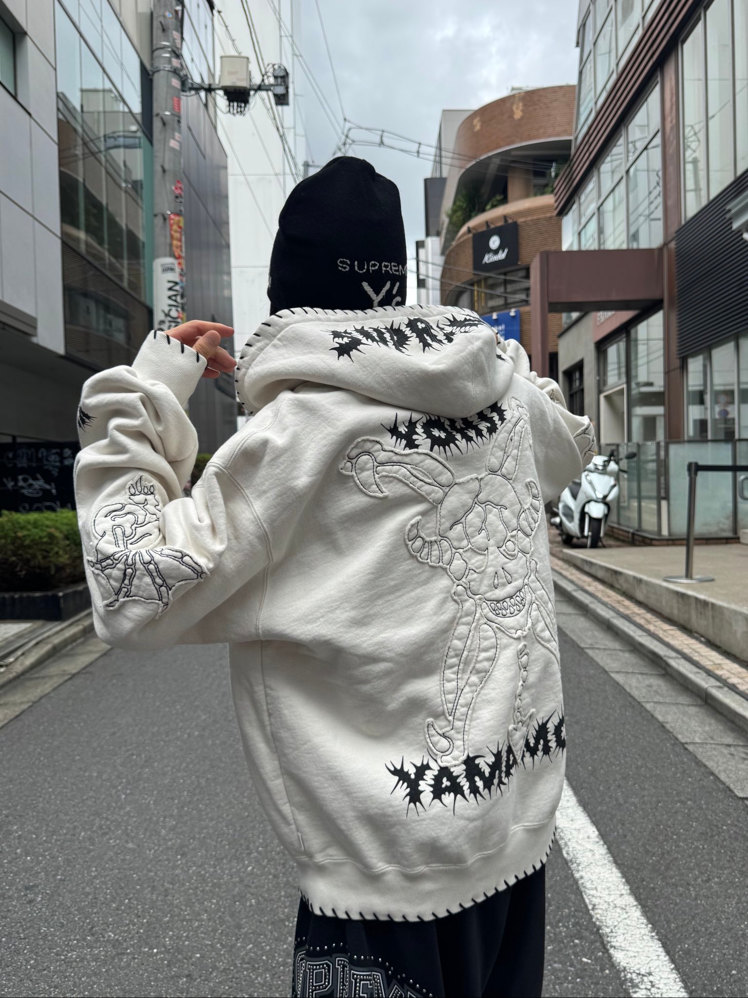 Supreme x Y's by Yohji Yamamoto Zip Up Hooded Sweatshirt White - 25FW 착용 스타일