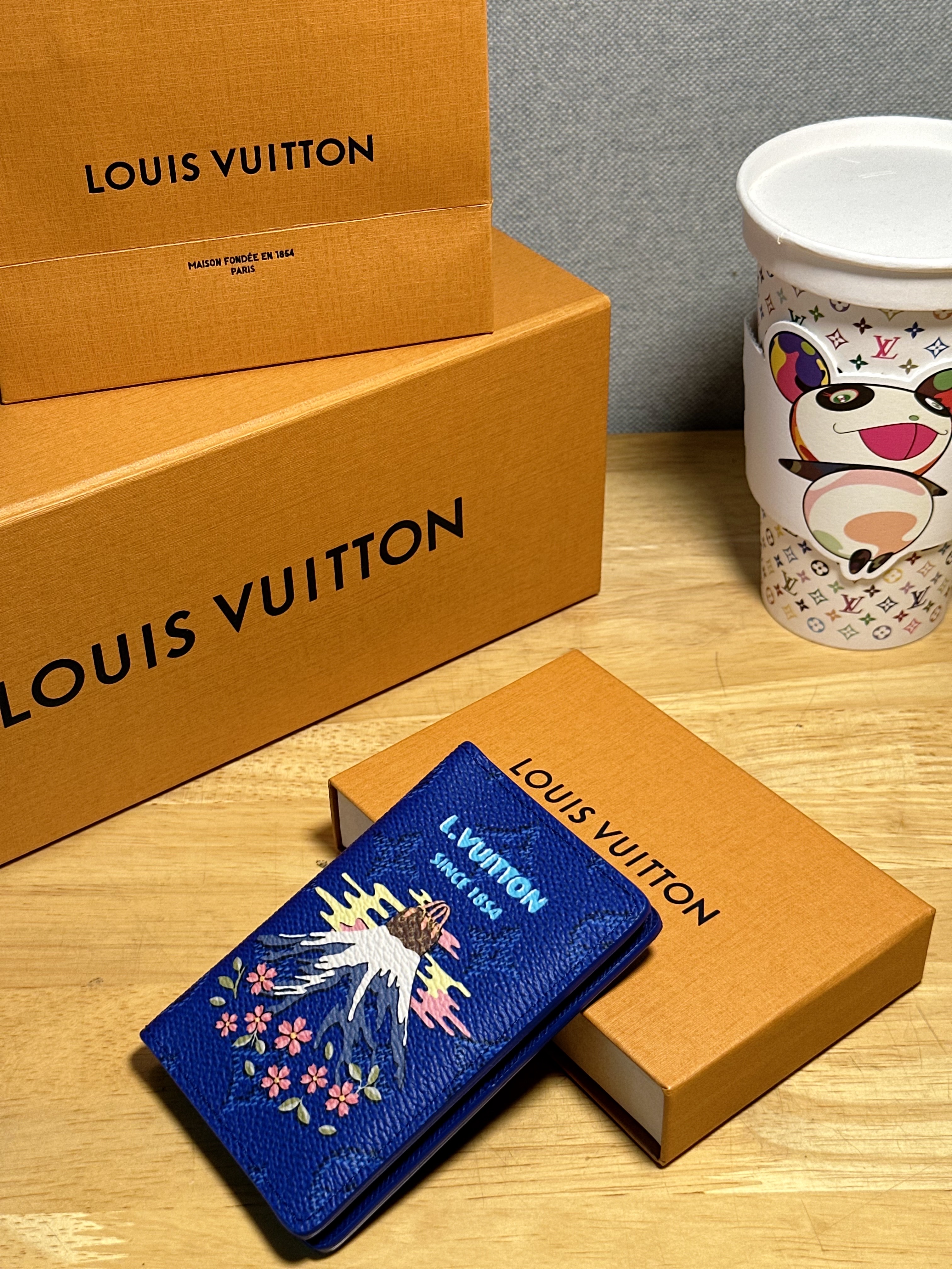 Louis Vuitton Pocket Organizer Blue 착용 스타일 - 2