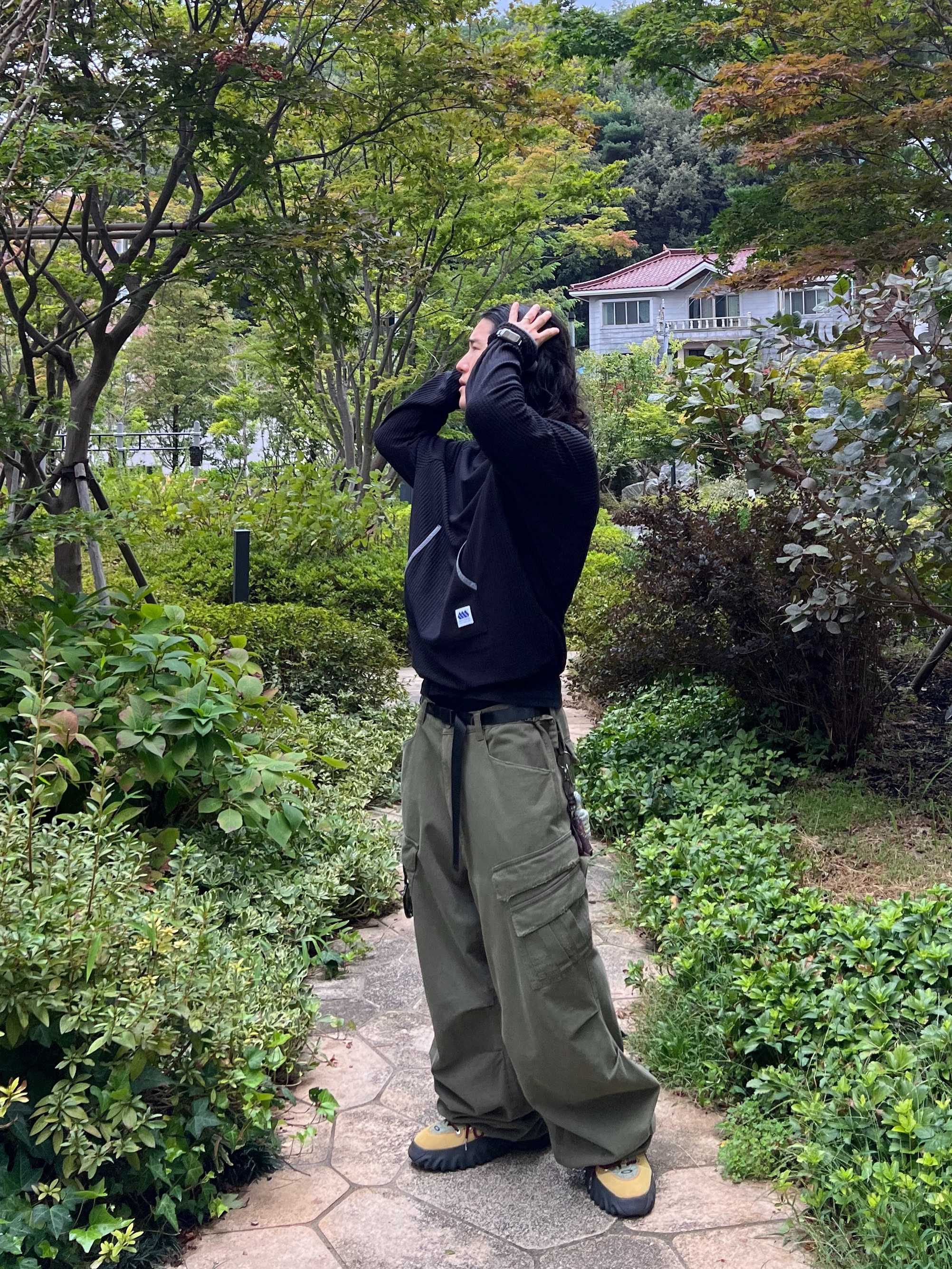 Nonnod Double Pocket Cargo Pants Vintage khaki, Oakley Factory Team Suede Flesh Edge Boots Yellow 착용 스타일 - 4