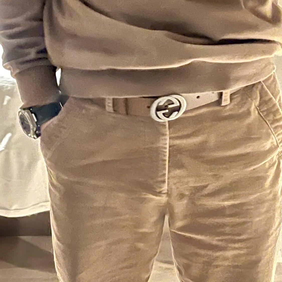 Gucci GG Interlocking Buckle Leather Belt Brown 착용 스타일 - 1