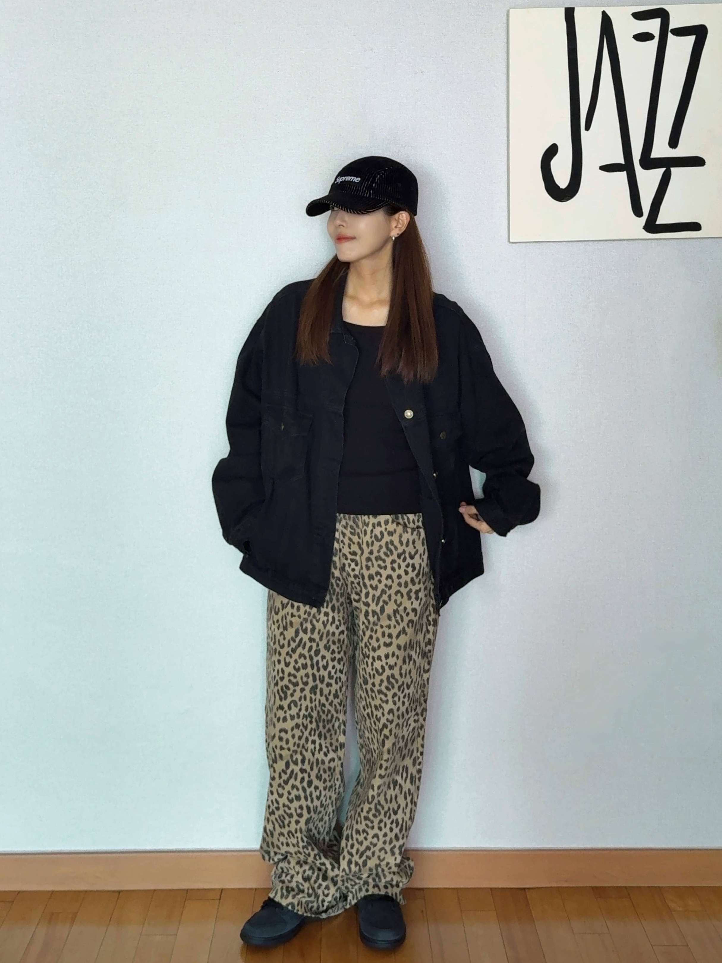 Supreme Denim Camp Cap Black - 23SS, Nike x Supreme SB Dunk Low Black 착용 스타일 - 1