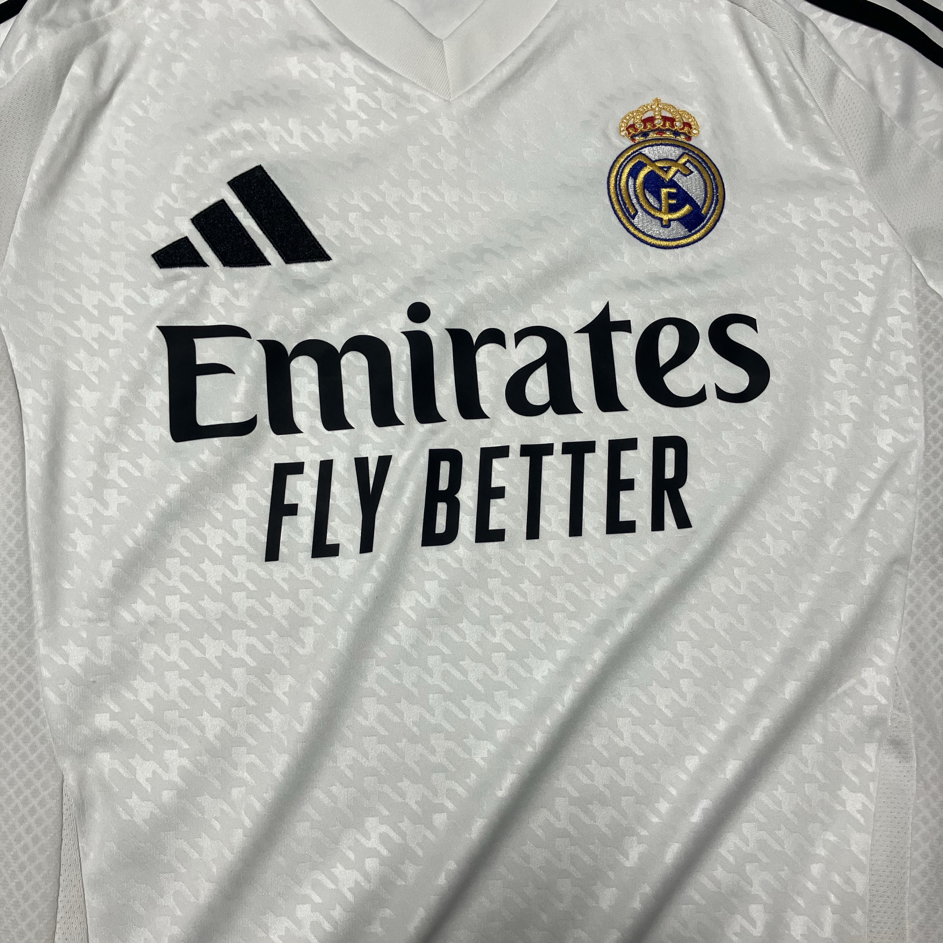 Adidas Real Madrid 2024/25 Home Jersey White - KR Sizing (Non Marking Ver.) 착용 스타일