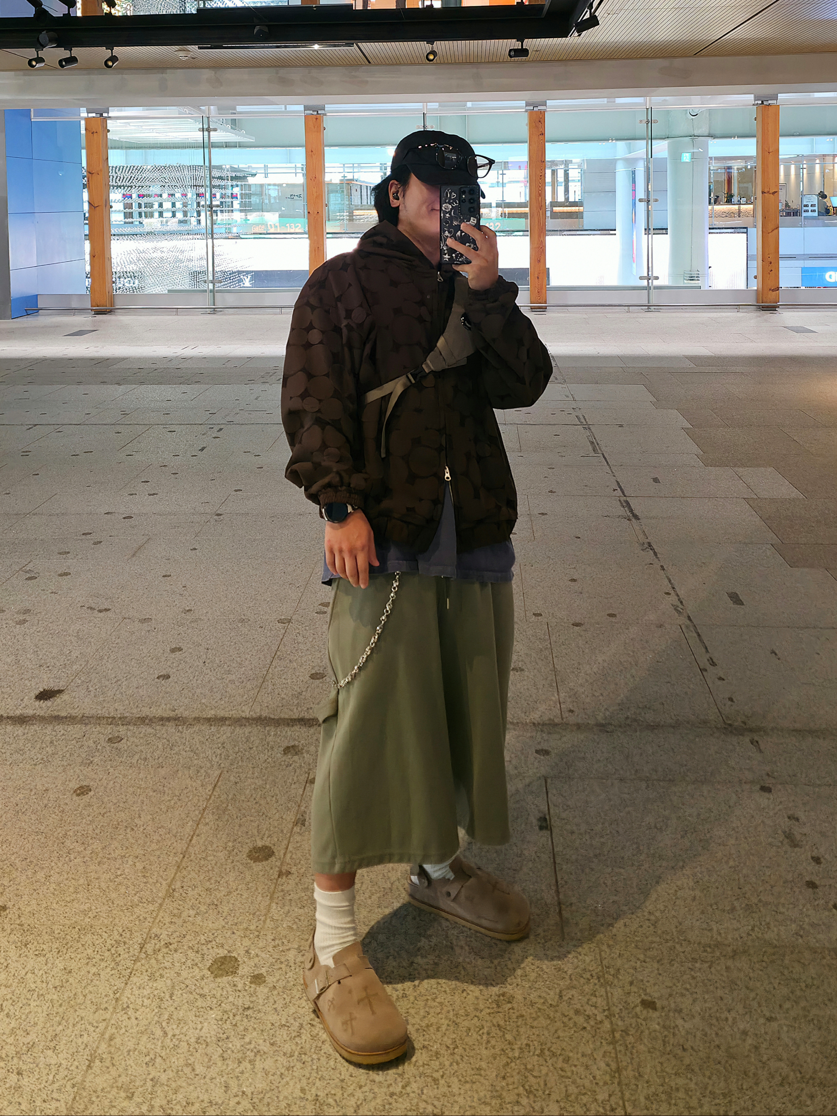 Nonnod Zen Zip Hoodie Brown Jacquard, C.P. Company Nylon B Crossbody Bag Walnut Beige - 24FW 착용 스타일 - 1