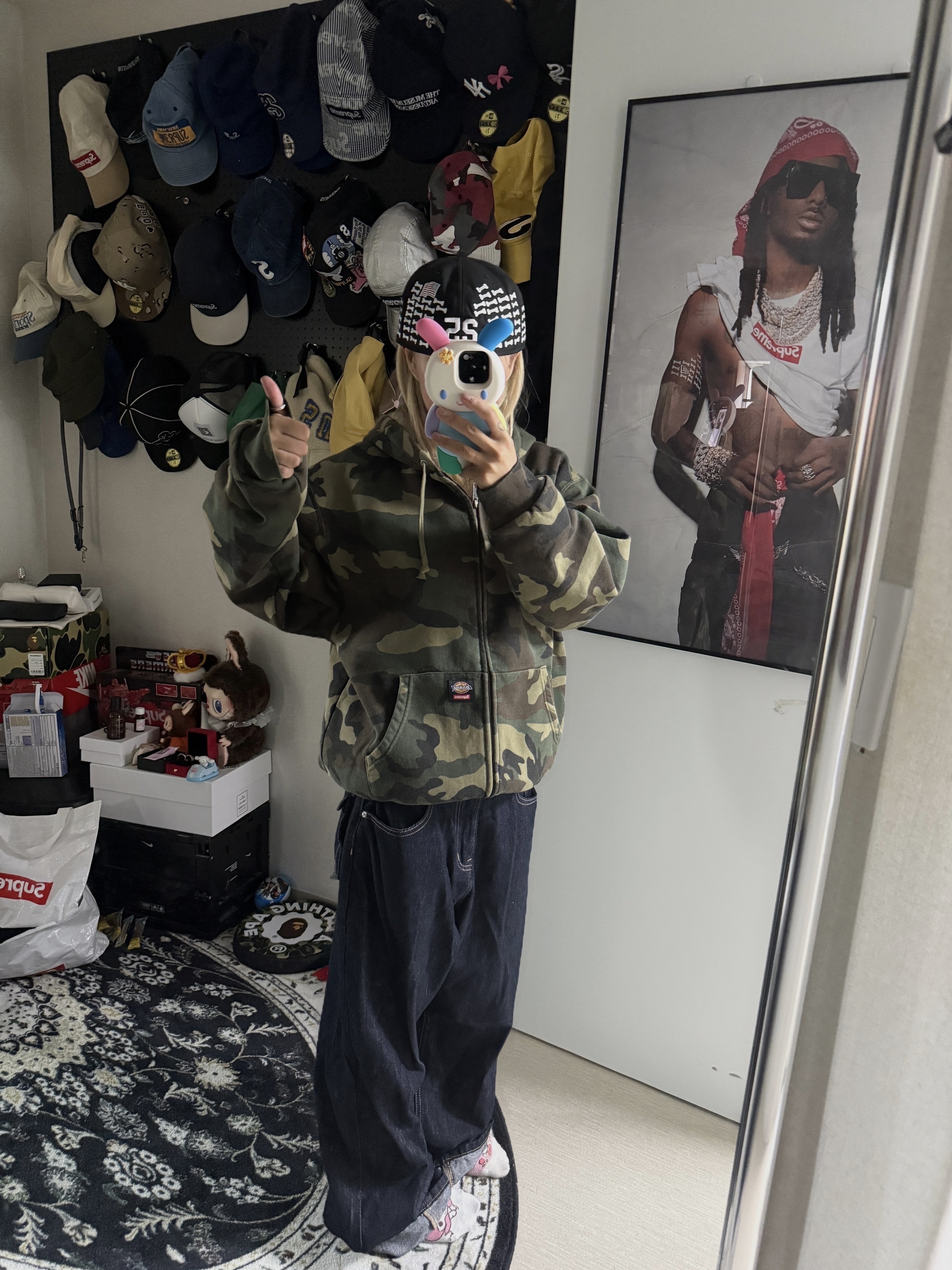 Supreme x Dickies Quilted Lined Zip Up Hooded Sweatshirt Woodland Camo - 25FW 착용 스타일