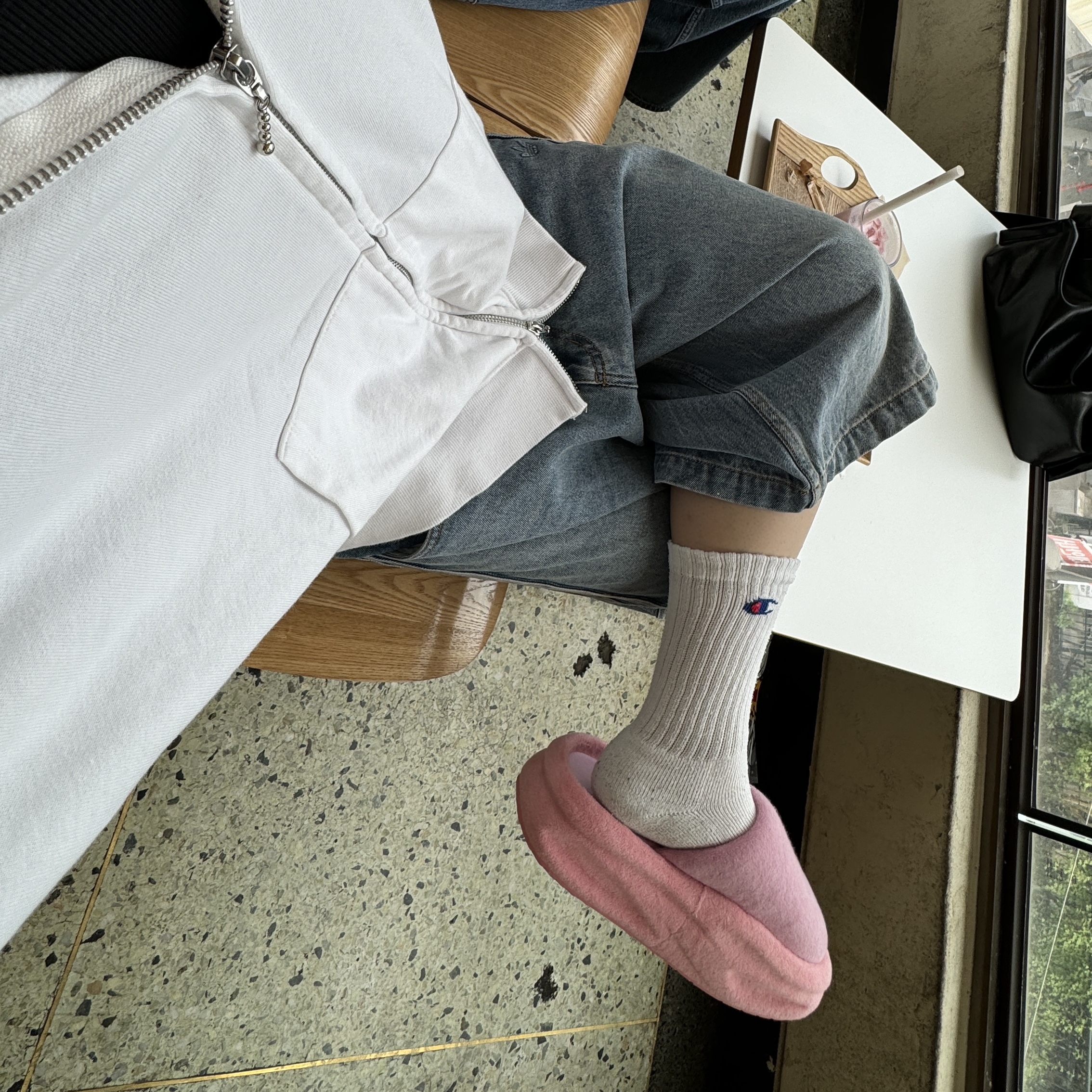 SKYLRK Chunky Mule Powder Pink 착용 스타일