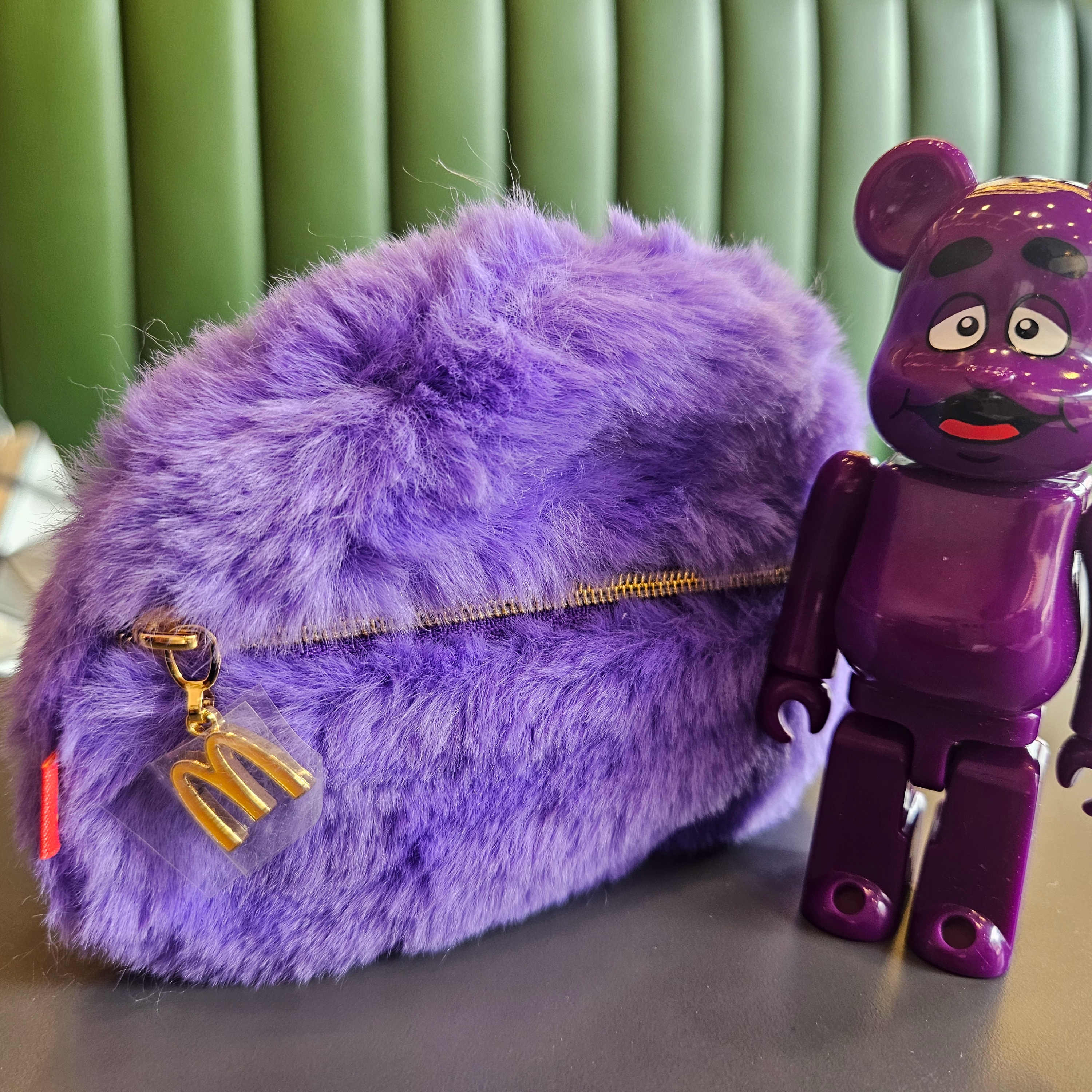 McDonald's Grimace Coin Purse Purple, Pop Mart Labubu The Monsters Pin For Love Series Vinyl Plush Pendant (N-Z) T (Opened Case) 착용 스타일 - 2