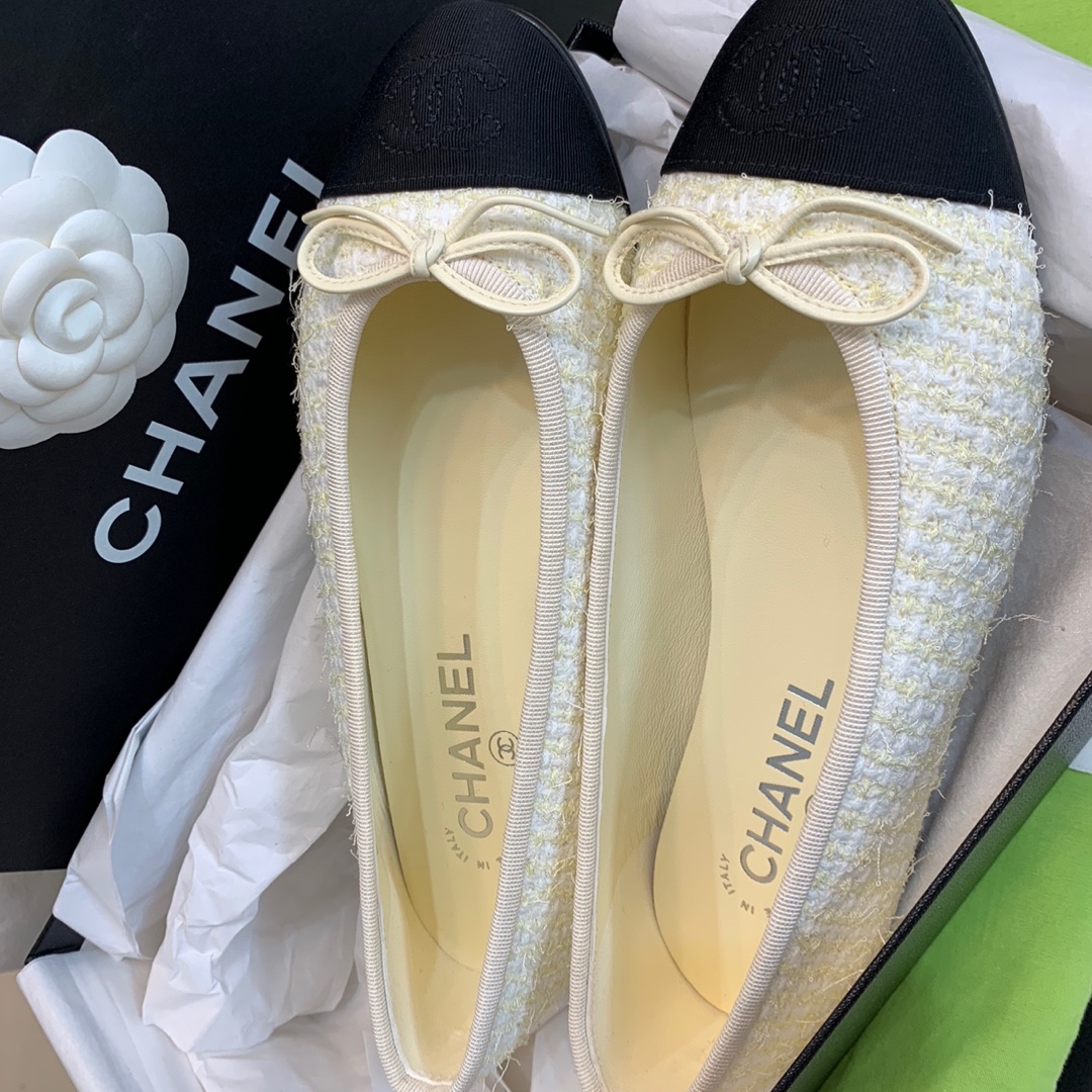 (W) Chanel Ballerina Flat Cotton Tweed Grosgrain & Light Yellow Black 착용 스타일