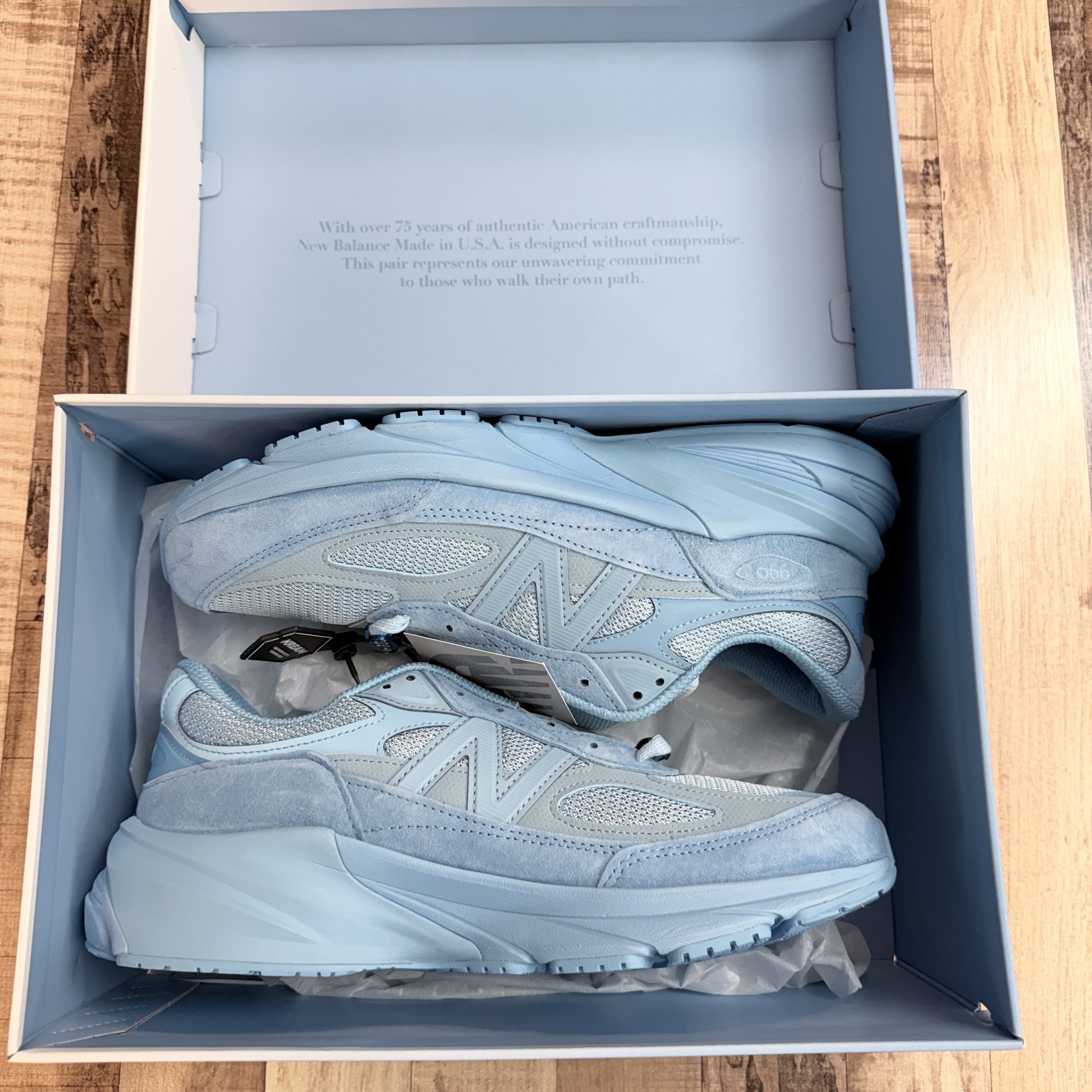 New Balance x Joe Freshgoods 990v6 Made in USA Prom Blue 착용 스타일 - 3