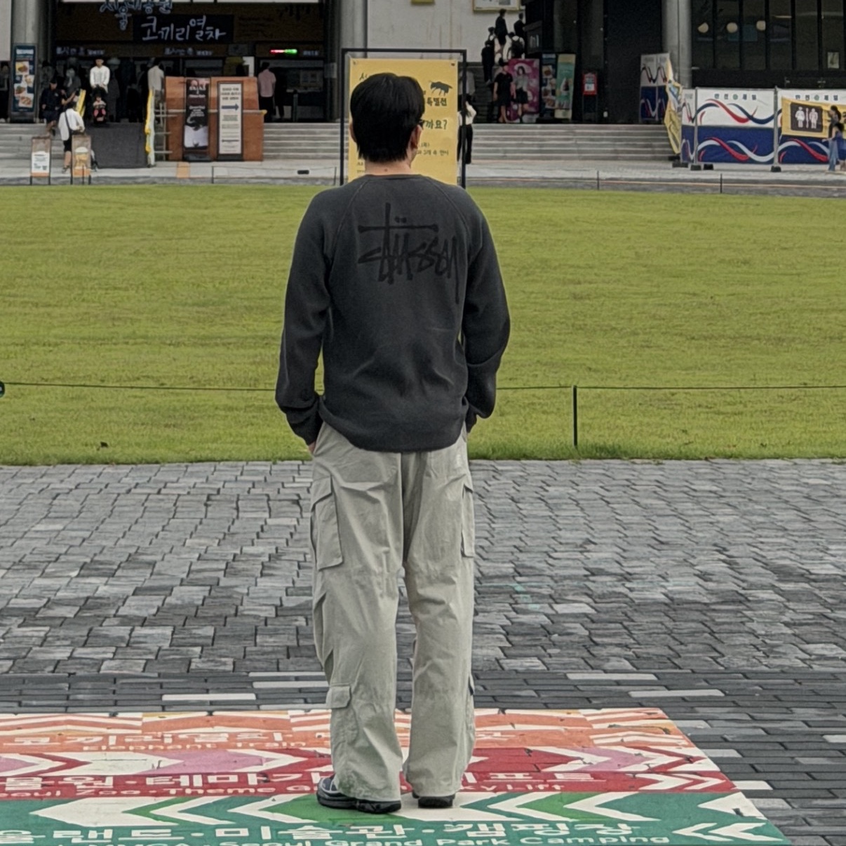 Stussy Raglan Thermal LS Crew Washed Black, [KREAM 단독] Flavorism VTG Washed Cargo Pants Washed beige 착용 스타일