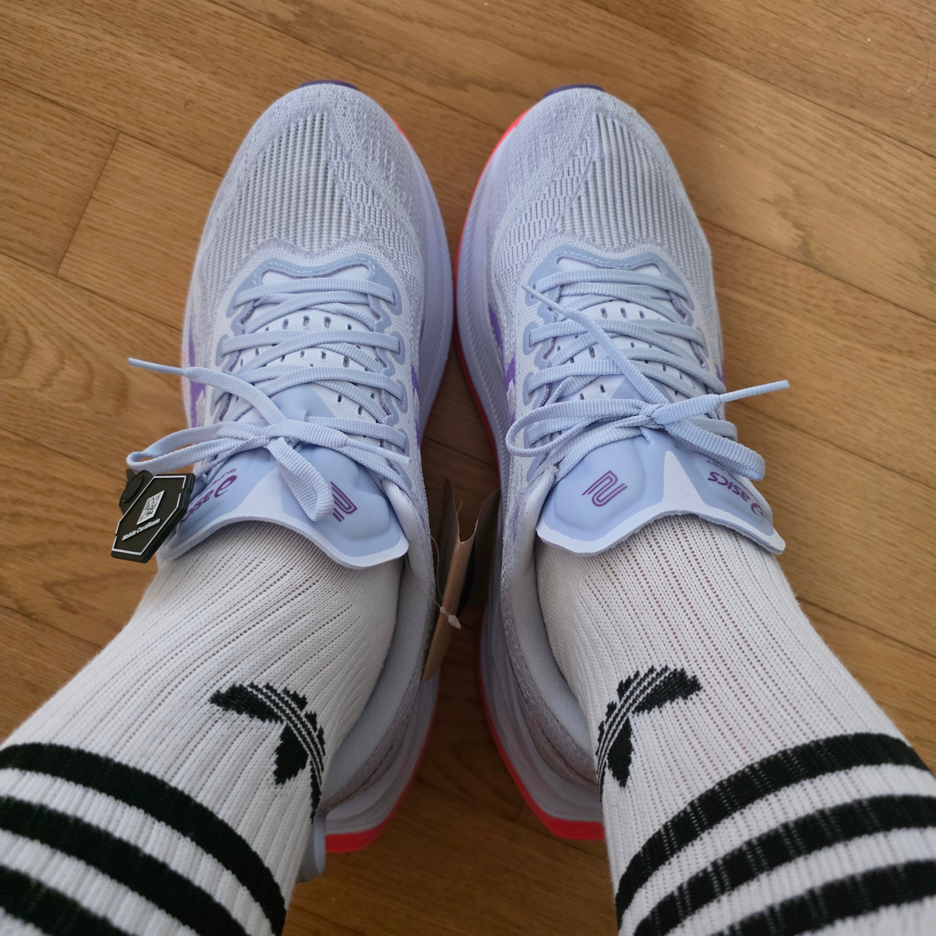 Asics Superblast 2 Blue Fade Edo Purple 착용 스타일