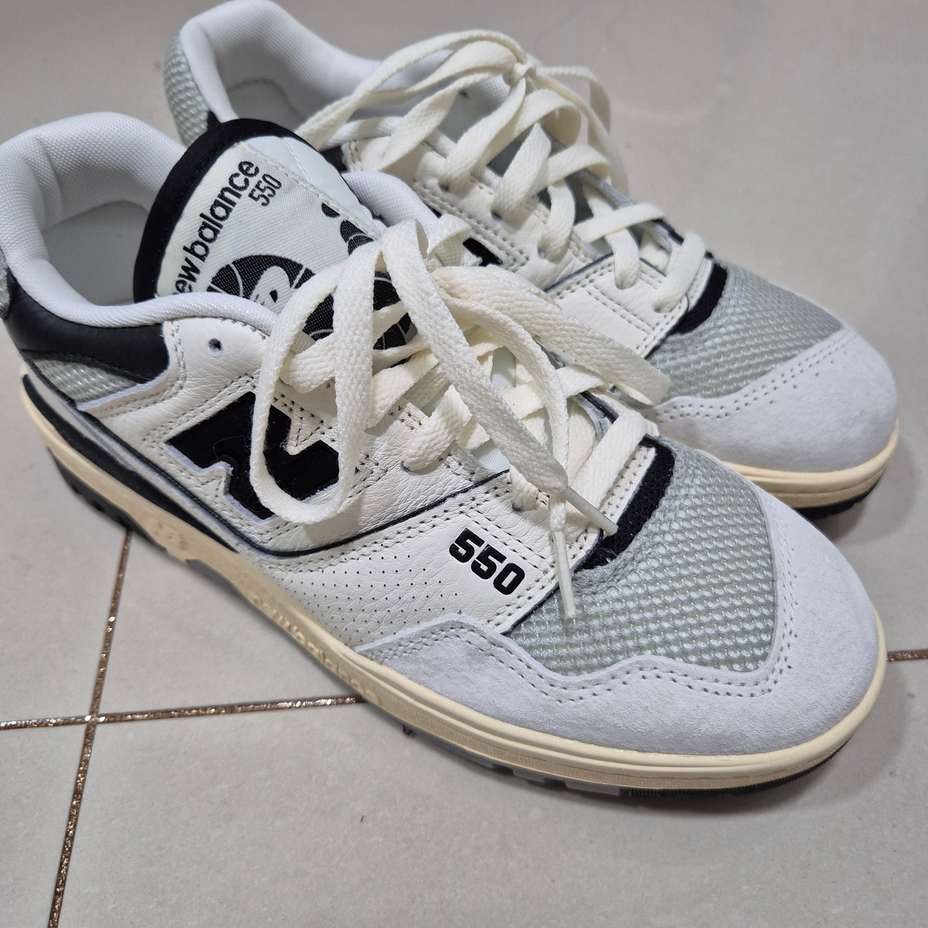 New Balance 550 Sea Salt Black - 2E Wide 착용 스타일