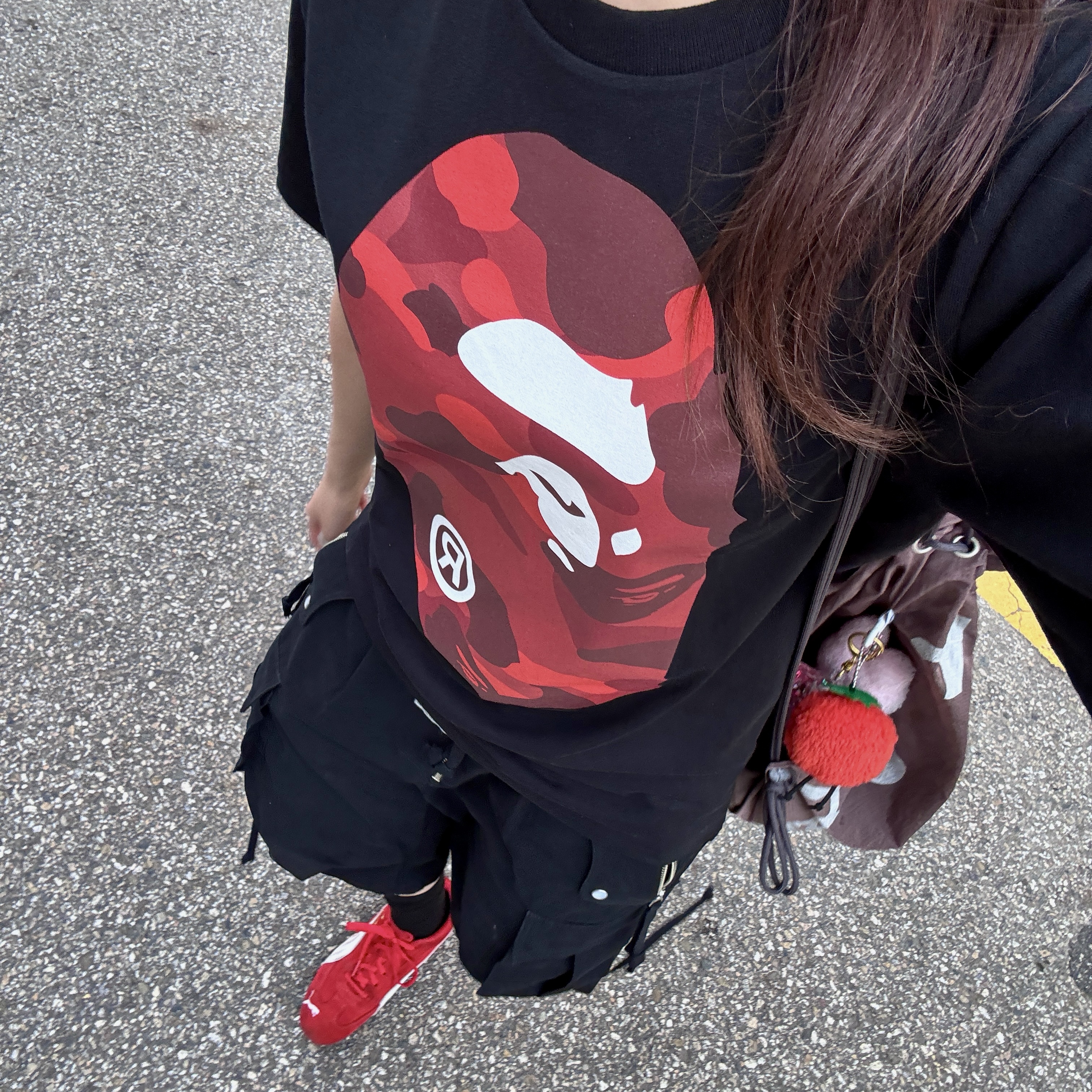 BAPE Color Camo Big Ape Head T-Shirt Black Red, Puma Speedcat OG Red White 착용 스타일