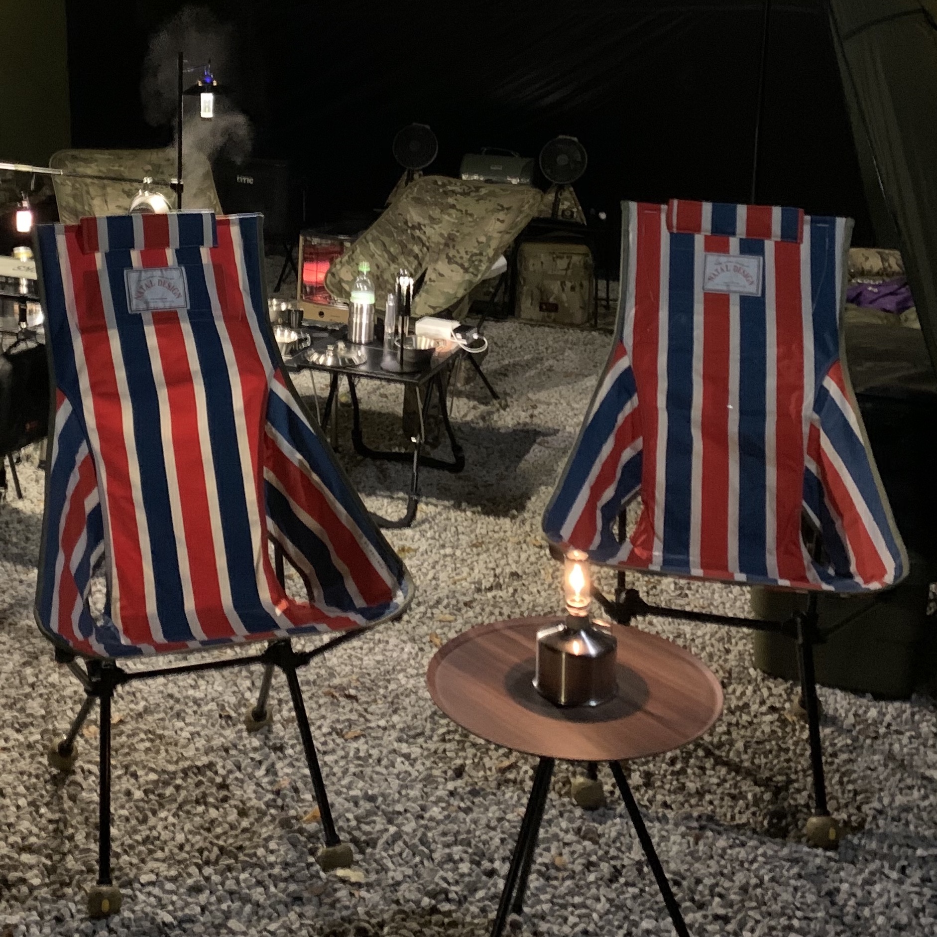 Helinox Table O Home M Walnut, Helinox x Natal Design Sunset Chair Natal Stripe 착용 스타일