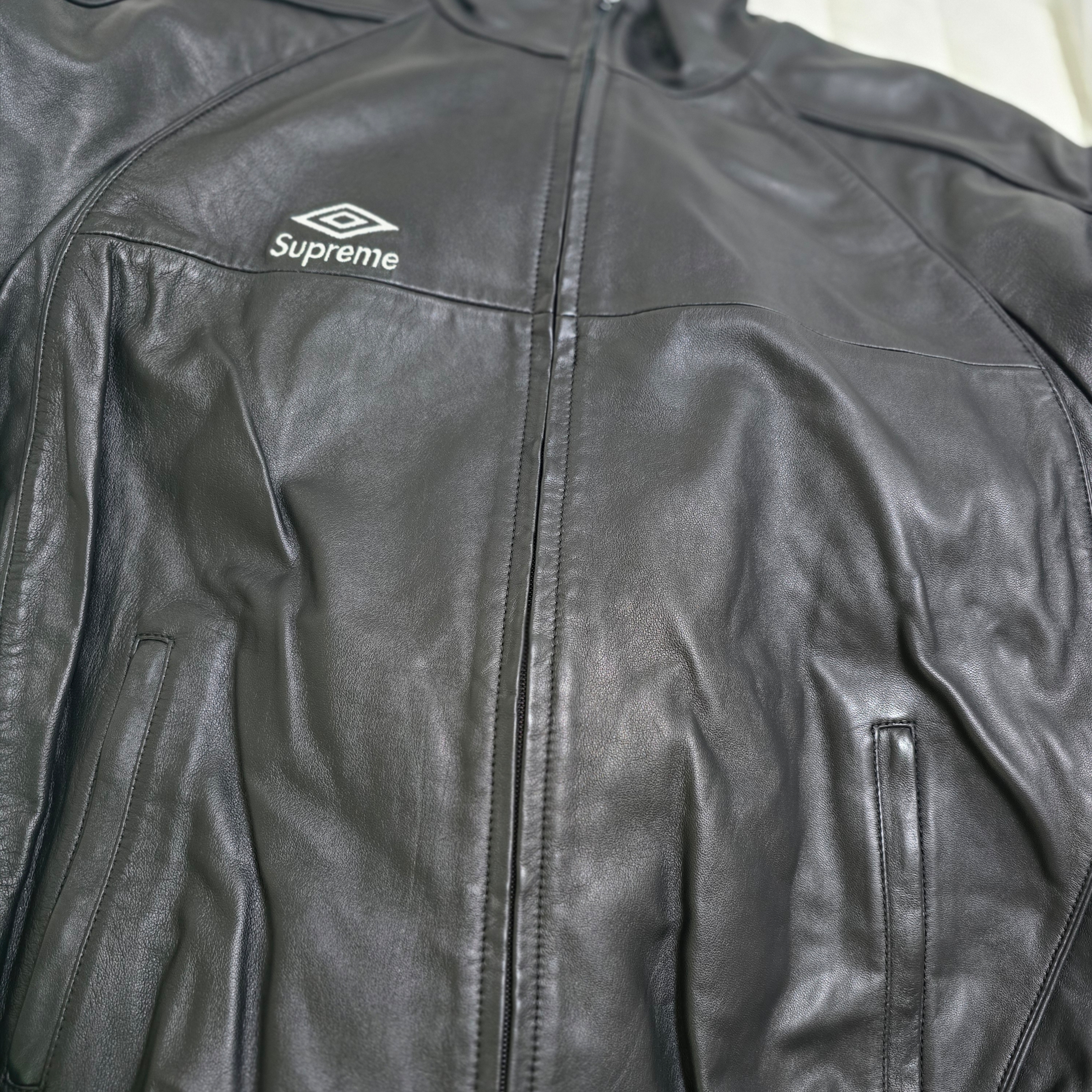 Supreme x Umbro Leather Track Jacket Black - 25FW 착용 스타일