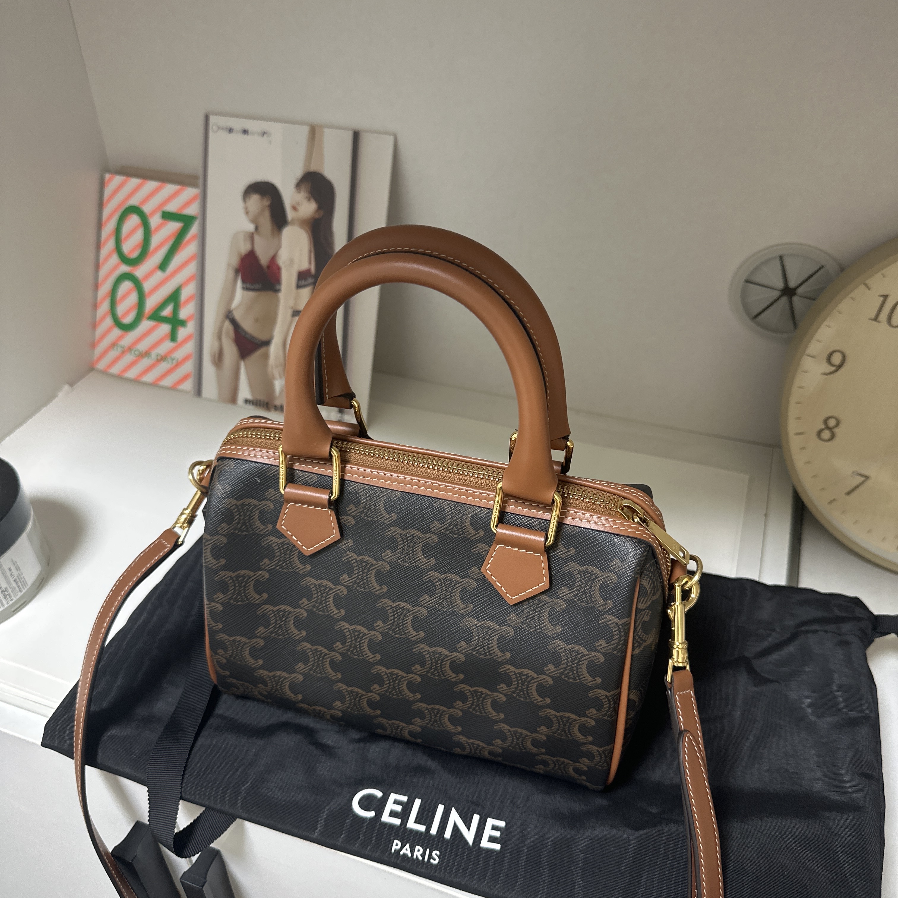 Celine Small Boston Cuir Triomphe in Triomphe Canvas Calfskin Tan 착용 스타일