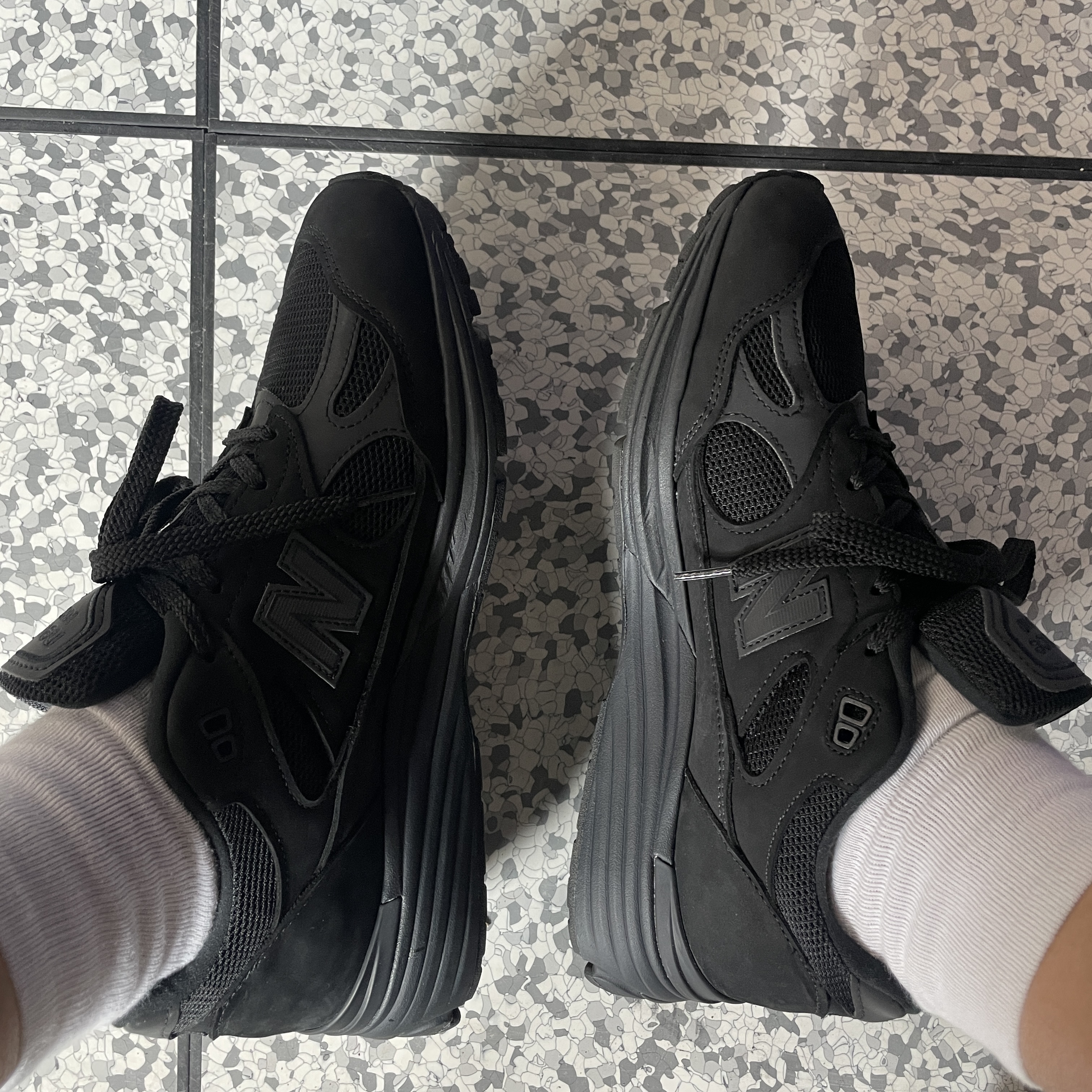 New Balance x DSM 991v2 Made in UK Black 착용 스타일