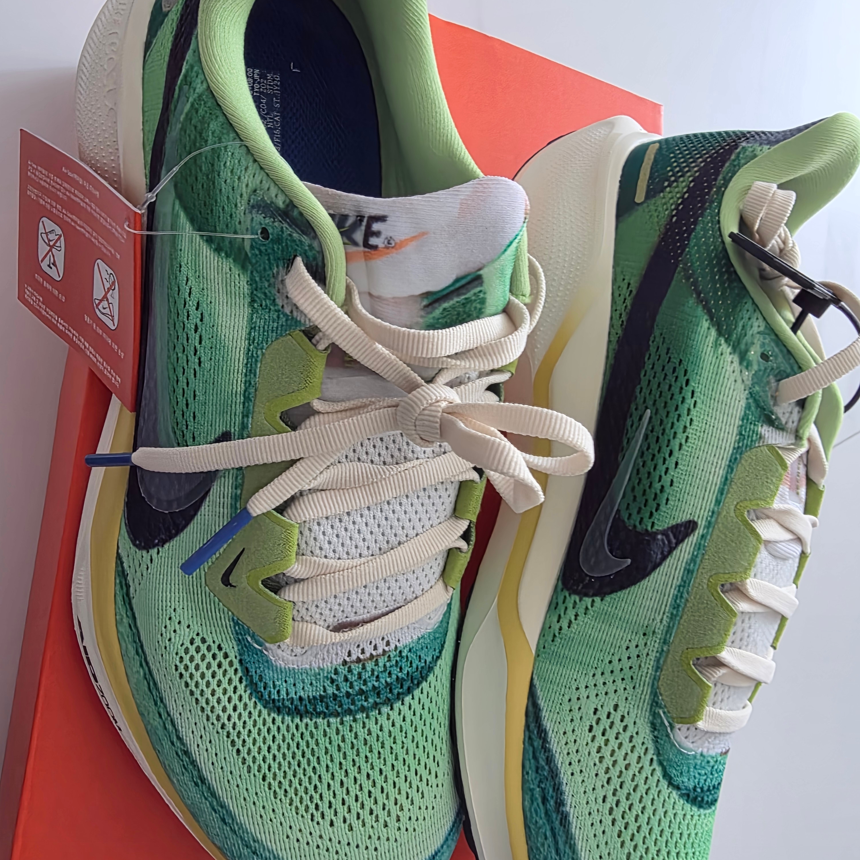 Nike Air Zoom Pegasus 41 Multi Color Vivid Green 착용 스타일 - 2