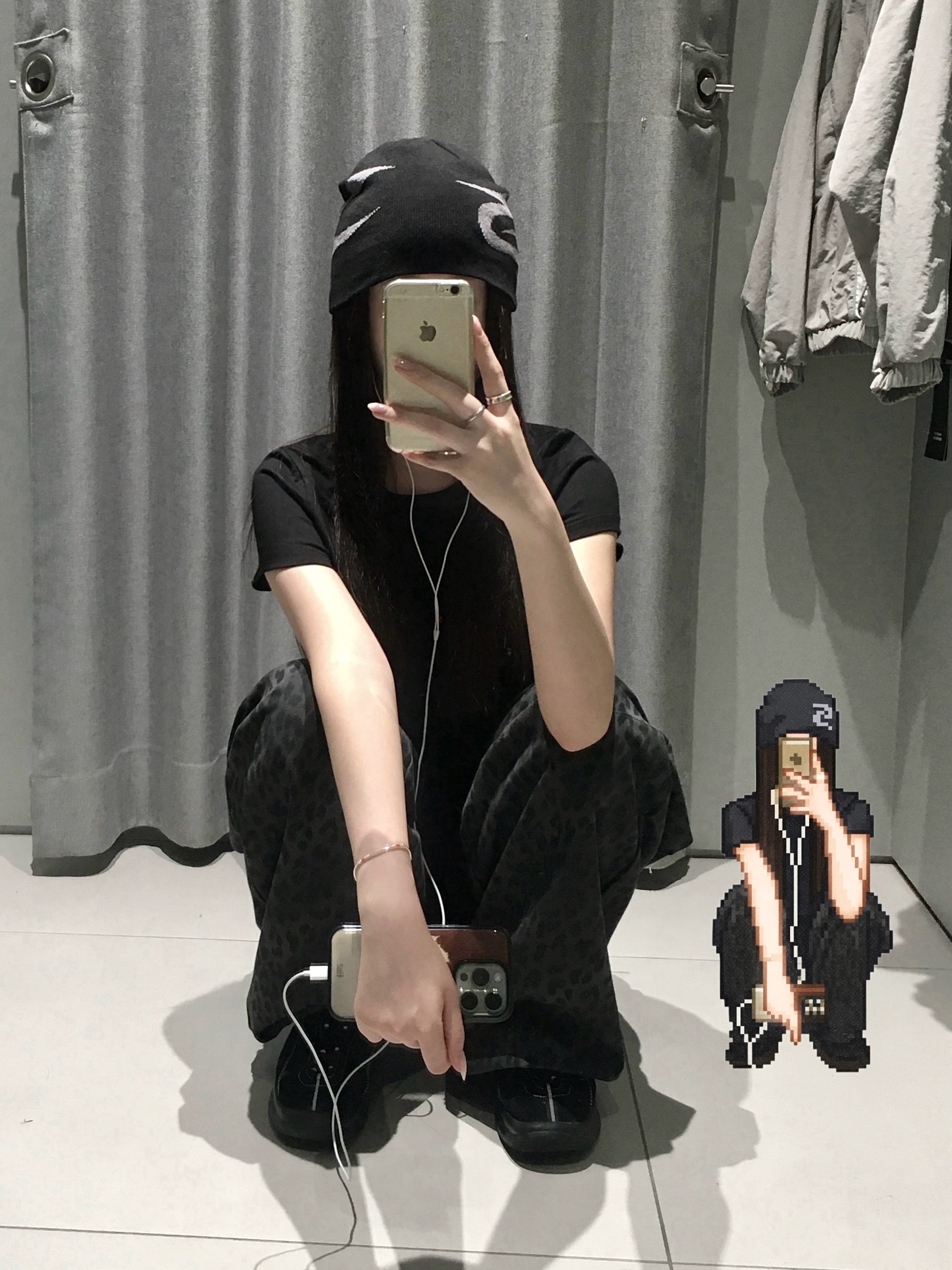 (W) Sansan Gear Chan T-Shirt Black - 25SS, Matin Kim MS129 Sneakers Black 착용 스타일 - 1