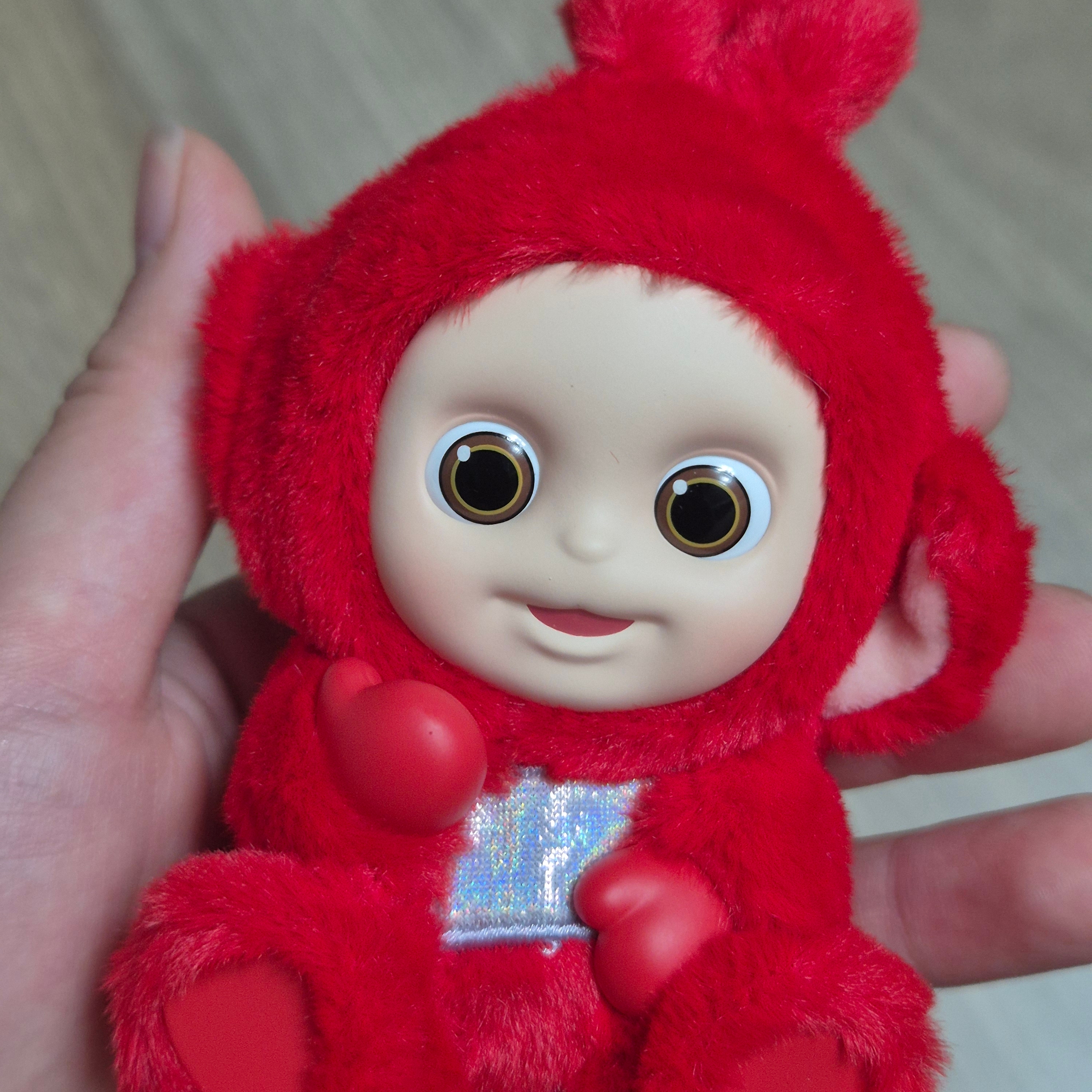 Pop Mart Teletubbies Energetic Series Po (Opened Case) 착용 스타일