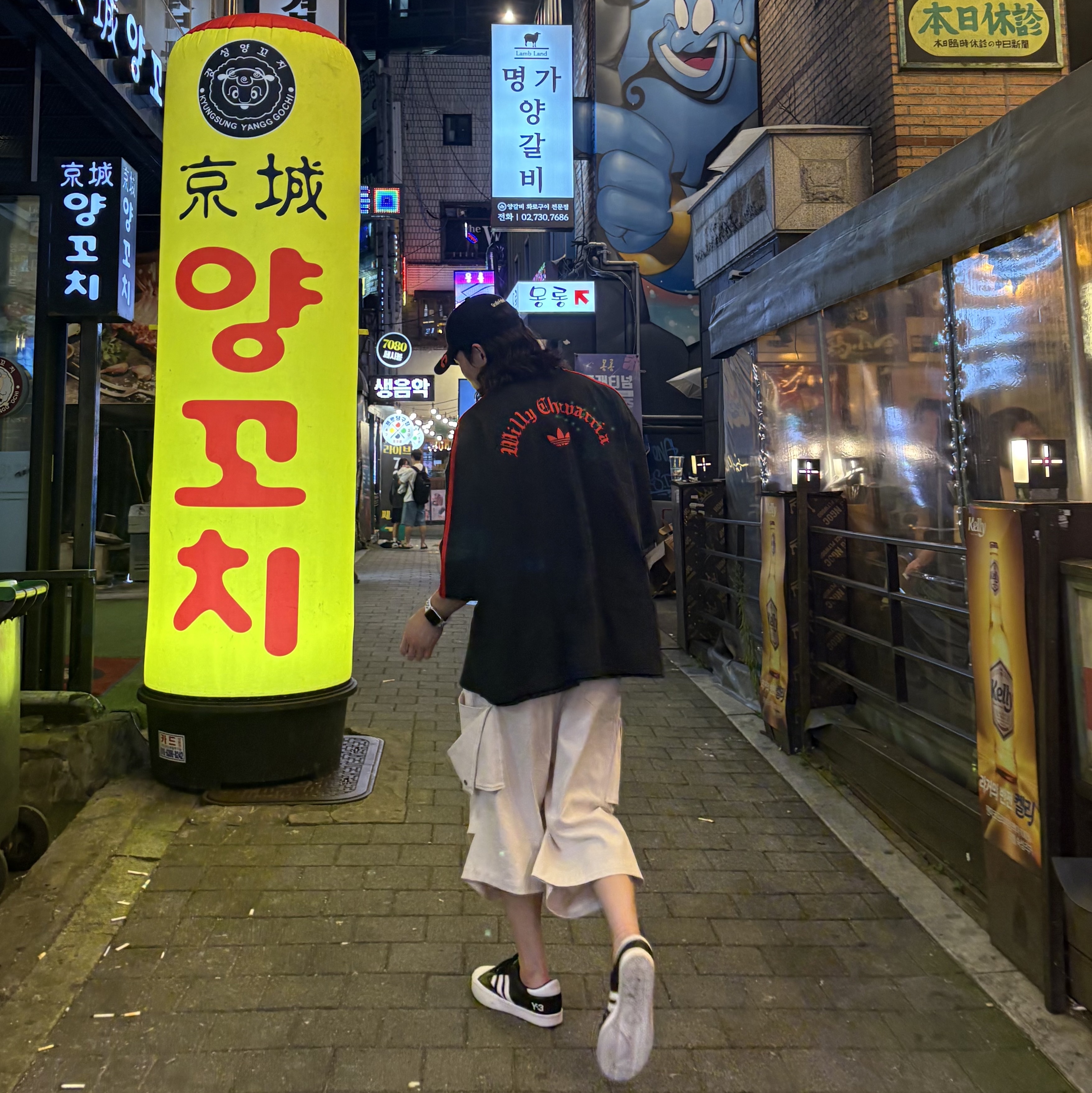Adidas x Willy Chavarria Chavarria Signature T-Shirt Black - KR Sizing, Y-3 Yohji Star Black White 착용 스타일 - 5