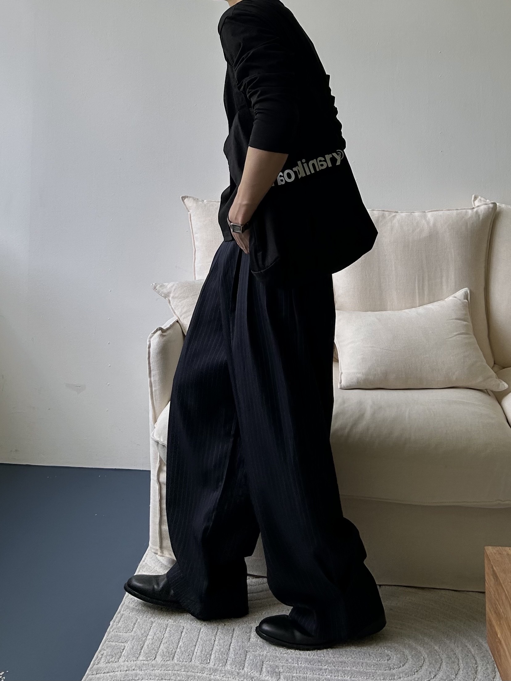 Romantic Move New Tampere Chelsea Boots Black, Casio LTP-V007L-9B 착용 스타일 - 5