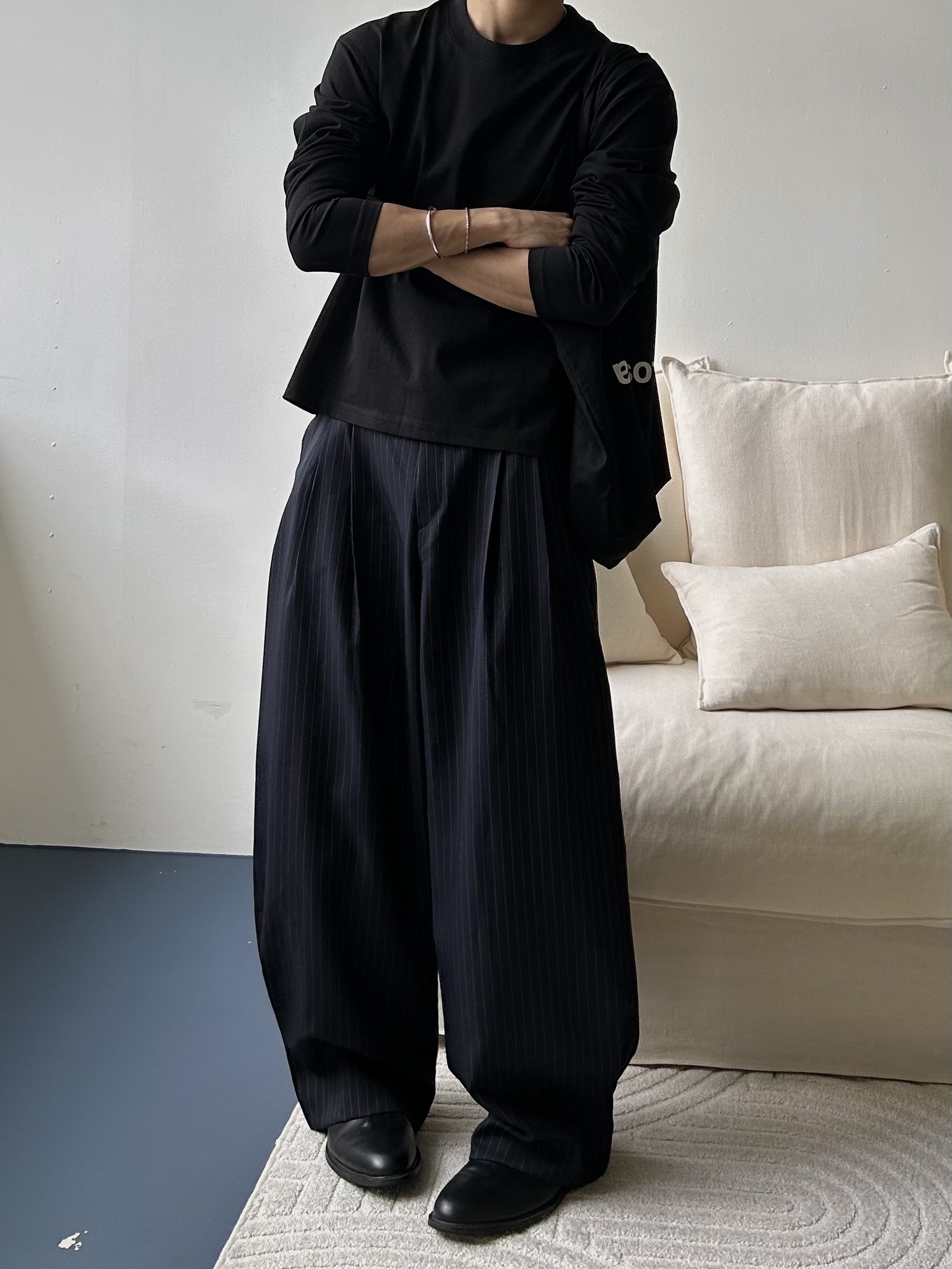 Romantic Move New Tampere Chelsea Boots Black, Casio LTP-V007L-9B 착용 스타일 - 4