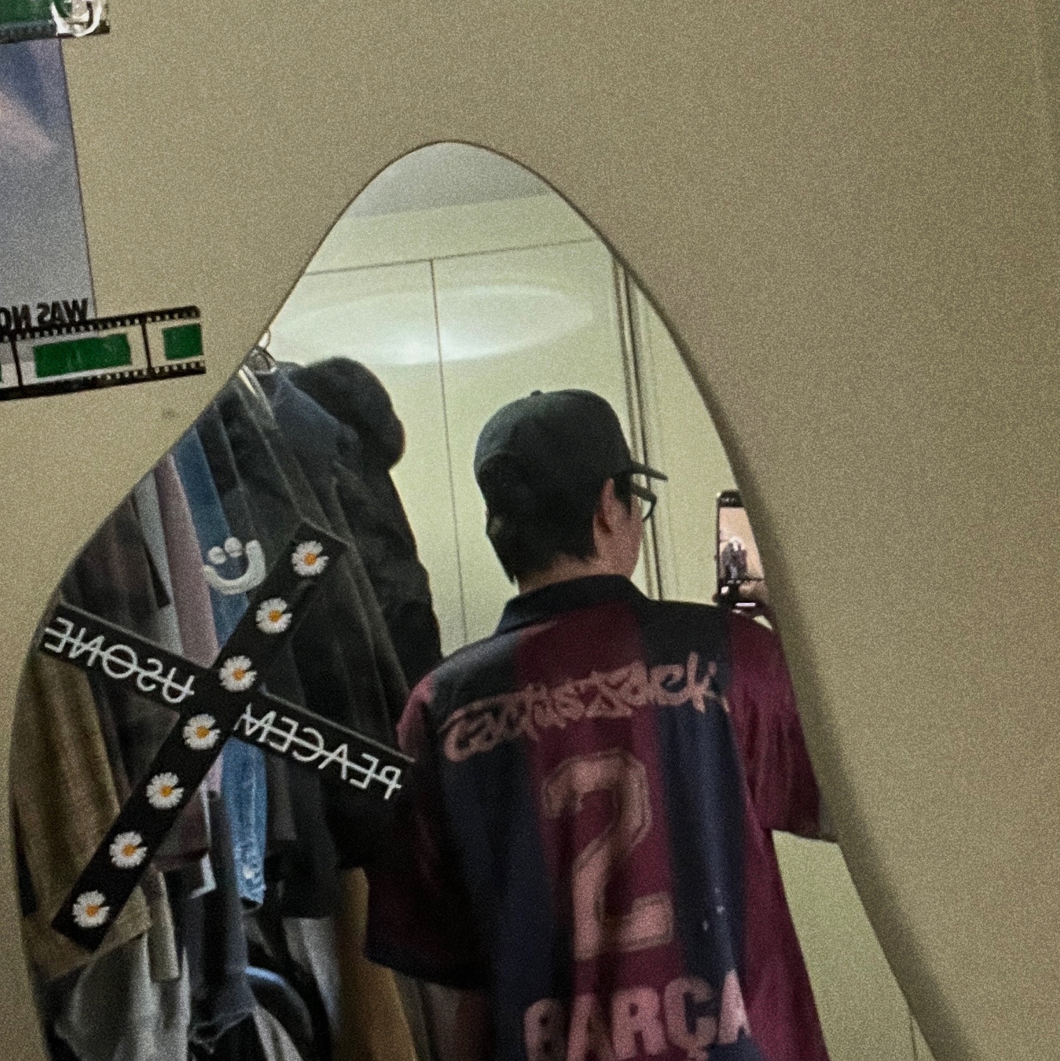 Nike FC Barcelona x Travis Scott Retro 2000/01 Home Skeleton Jersey Multicolor (Non Marking Ver.) 착용 스타일 - 2