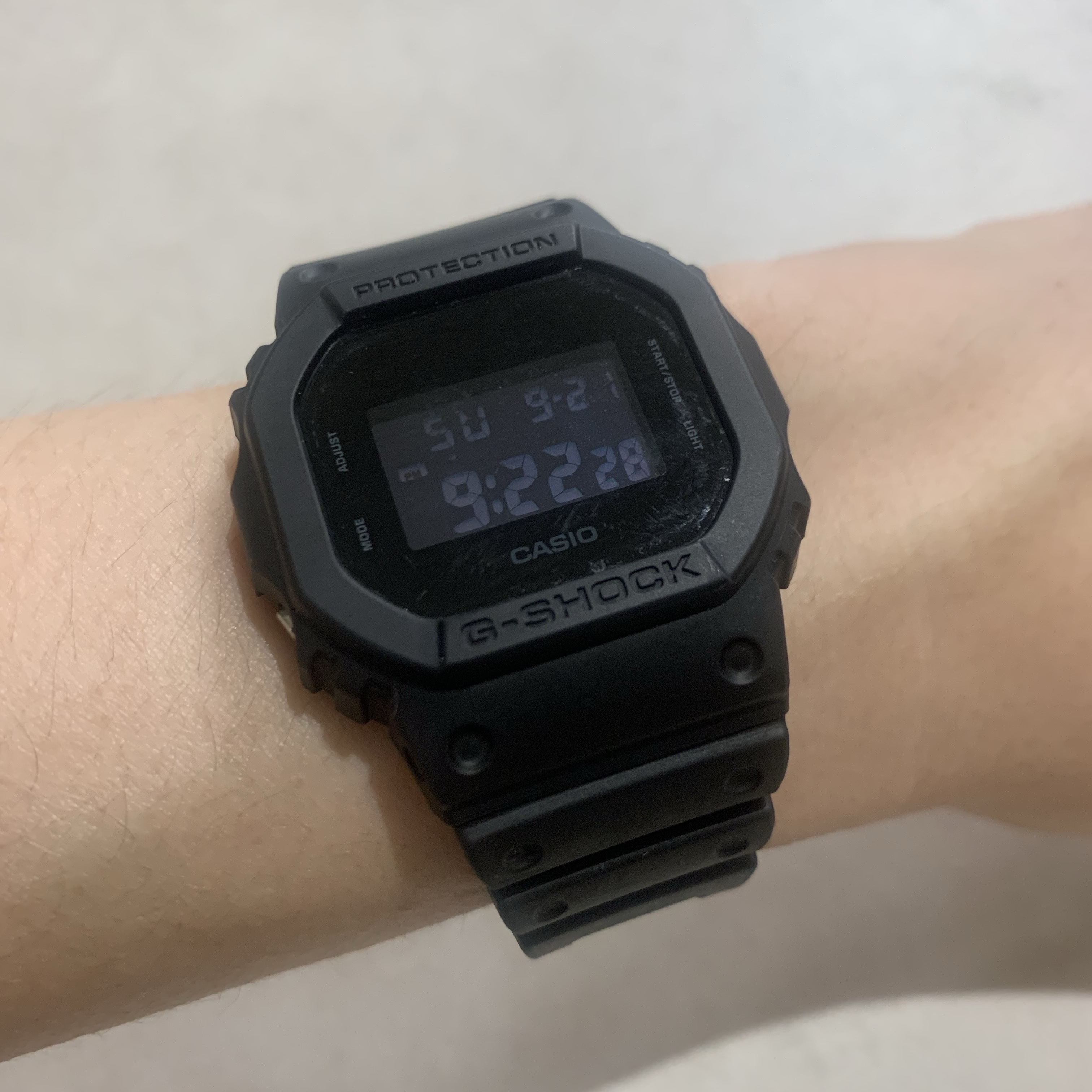 Casio G-Shock DW-5600UBB-1DR 착용 스타일