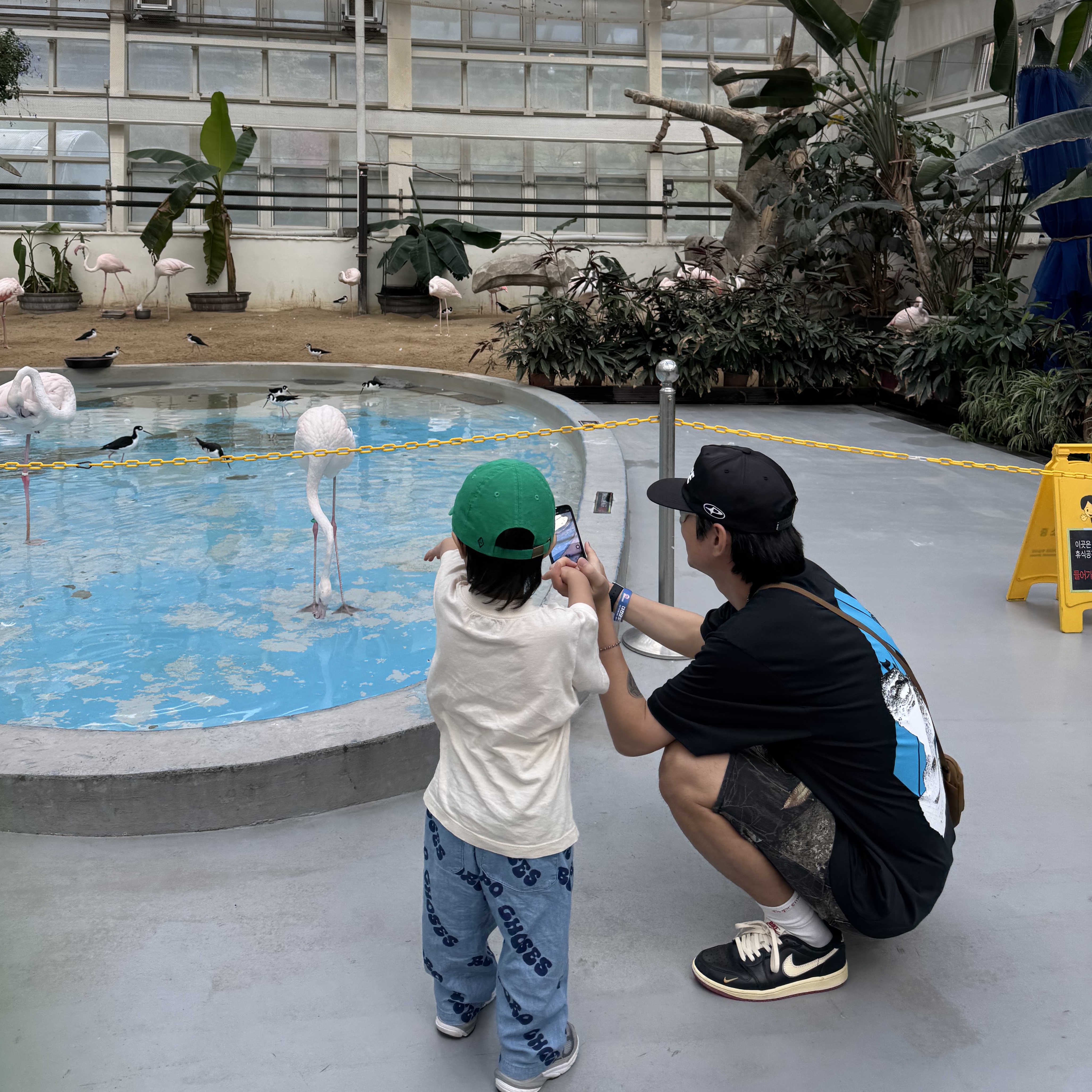 Jordan 1 x Nigel Sylvester Retro Low OG Better With Time, Palace Font 5-Panel Snapback Black - 25SS 착용 스타일 - 3