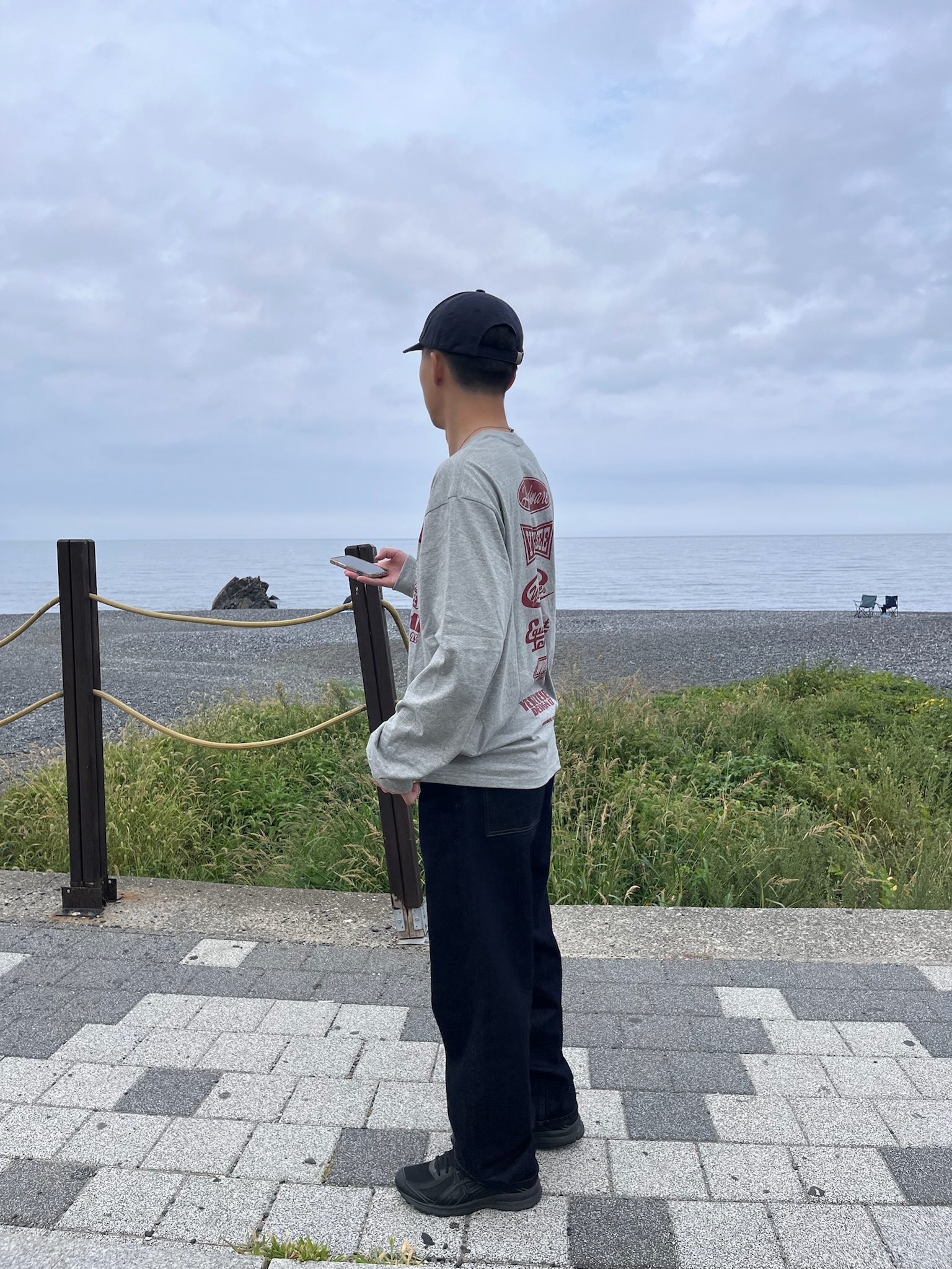 My Name is Peter 6-Panel Peter Cap Navy, YESEYESEE Y.E.S Hardware L/S Grey 착용 스타일 - 3