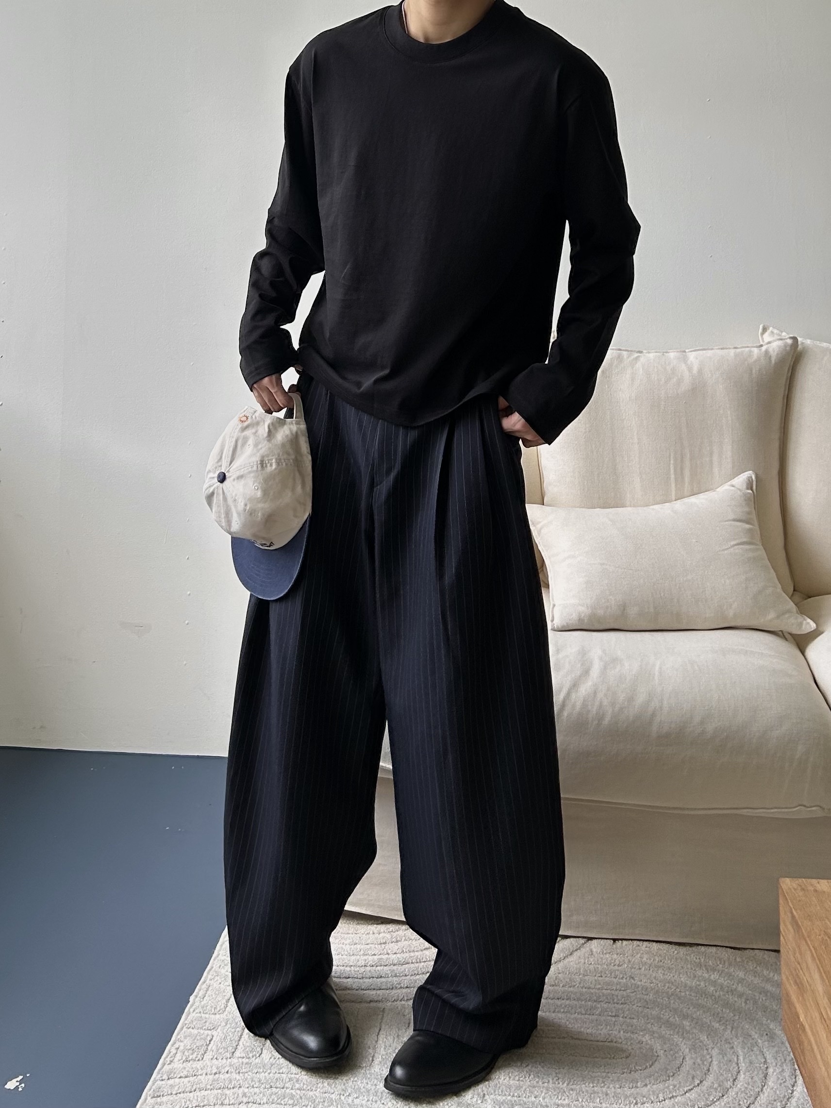 Romantic Move New Tampere Chelsea Boots Black, Casio LTP-V007L-9B 착용 스타일 - 3