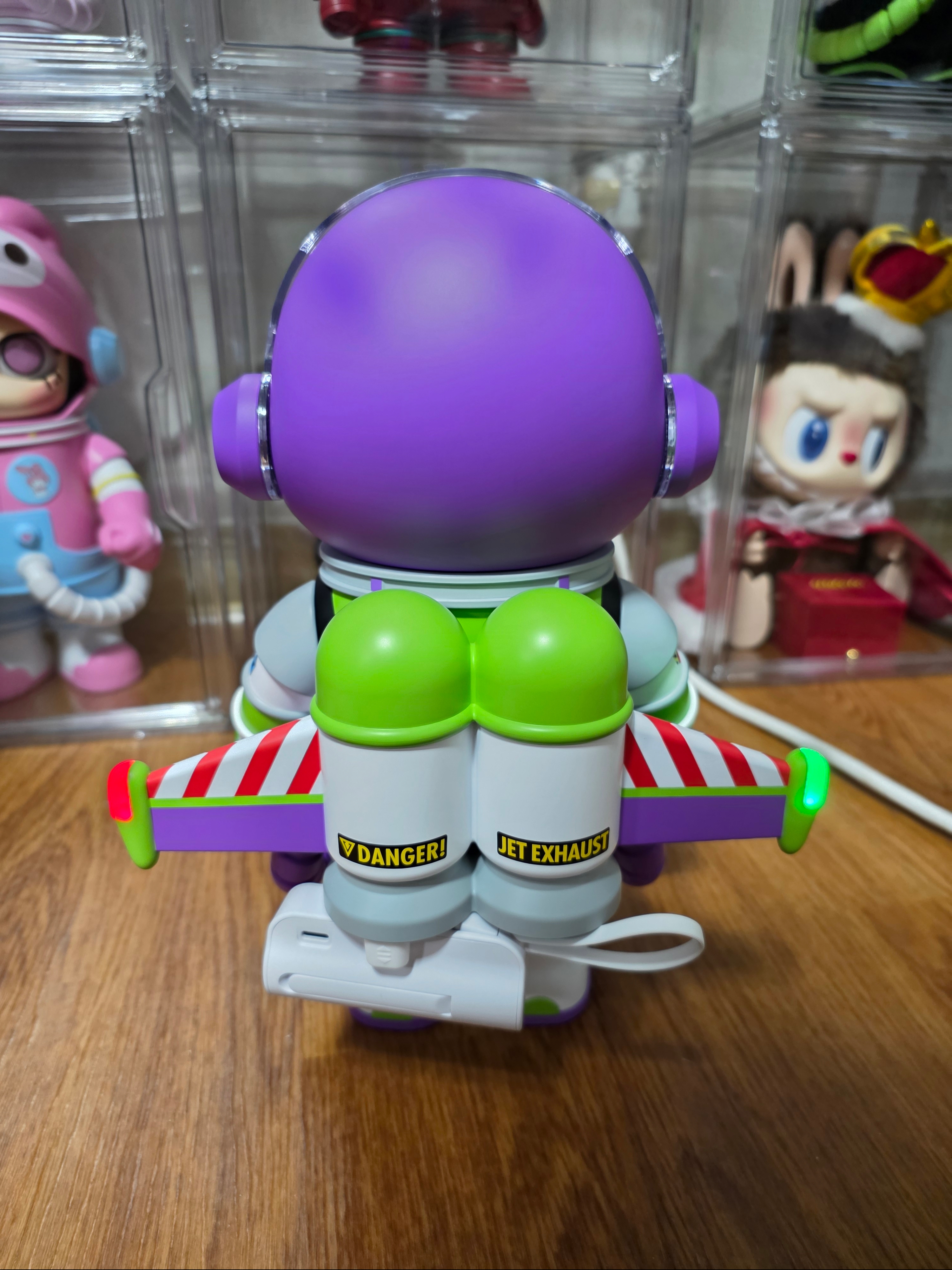 Pop Mart Mega Space Molly 400% Buzz Lightyear 착용 스타일 - 3