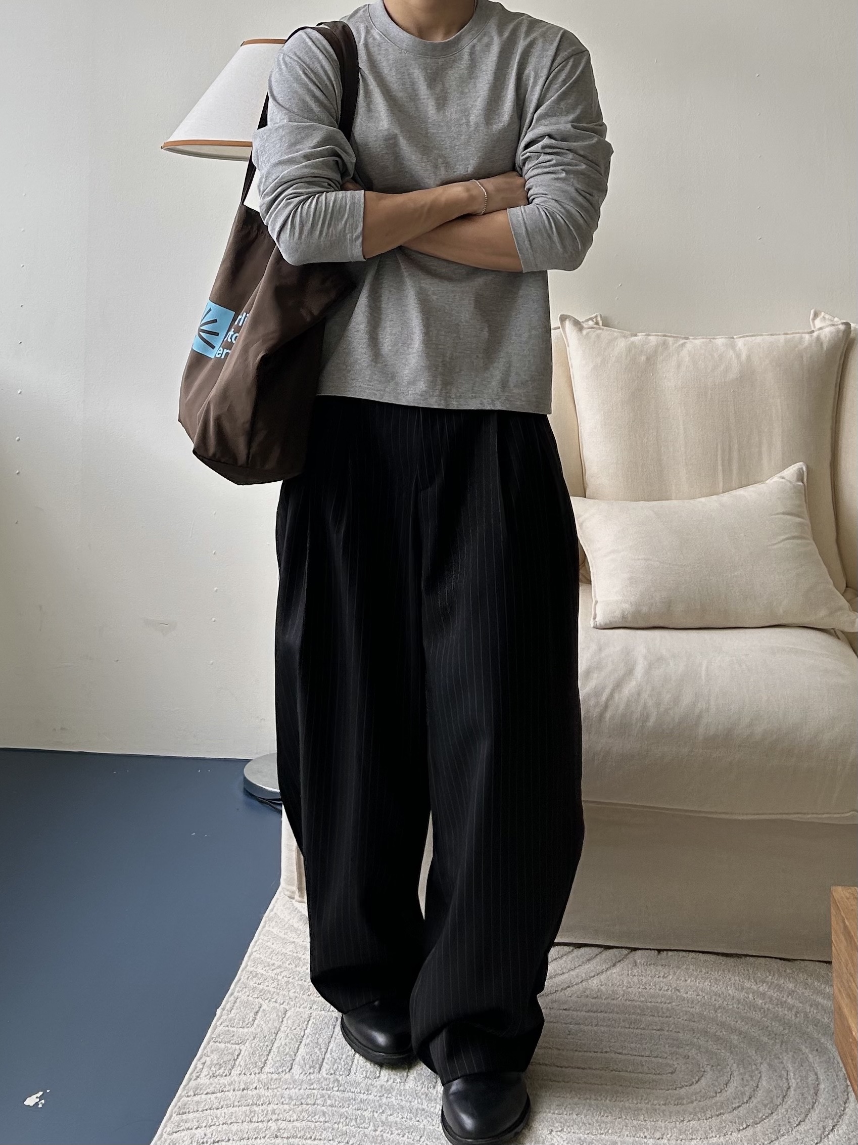 Romantic Move New Tampere Chelsea Boots Black, Casio LTP-V007L-9B 착용 스타일 - 1