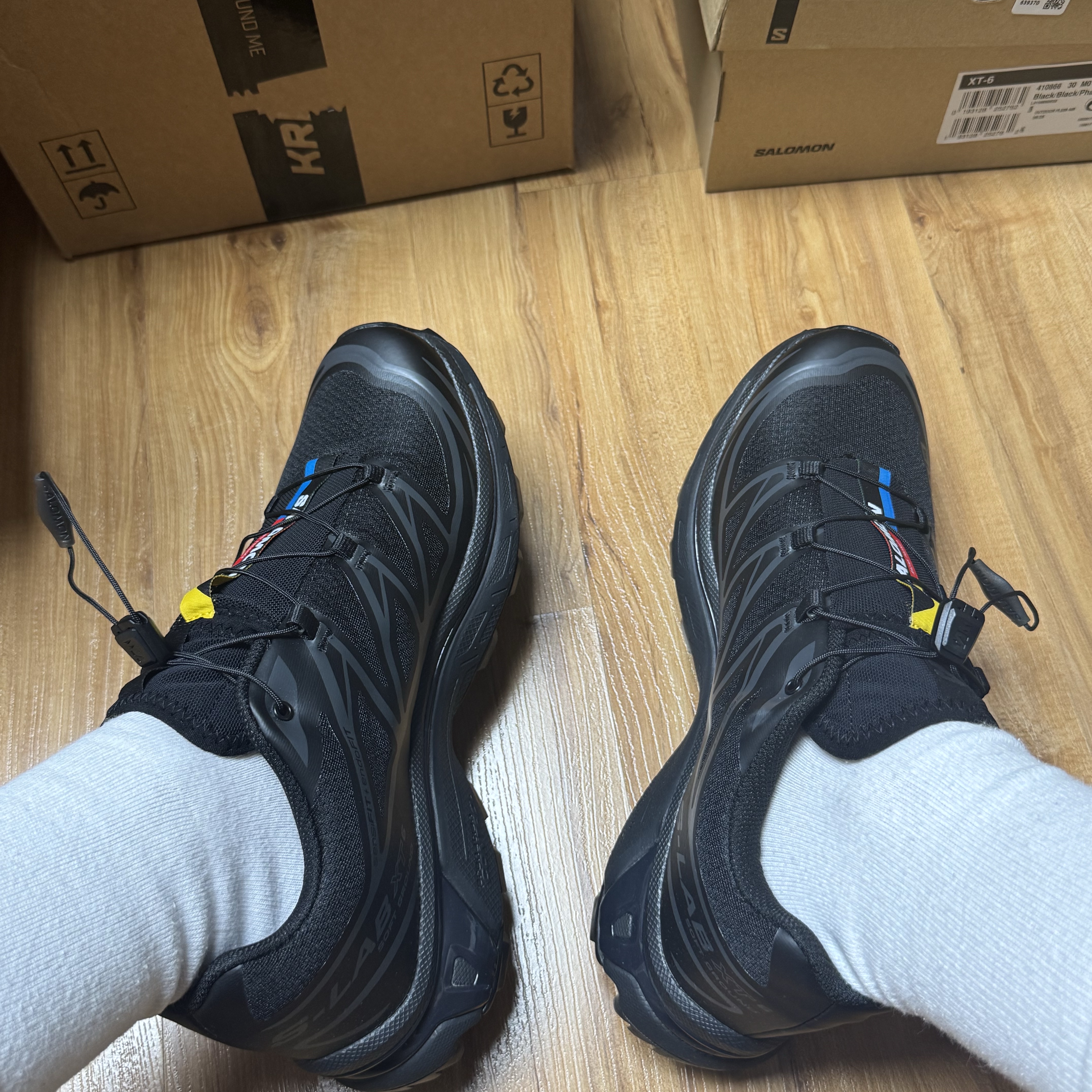 Salomon XT-6 ADV Black 착용 스타일