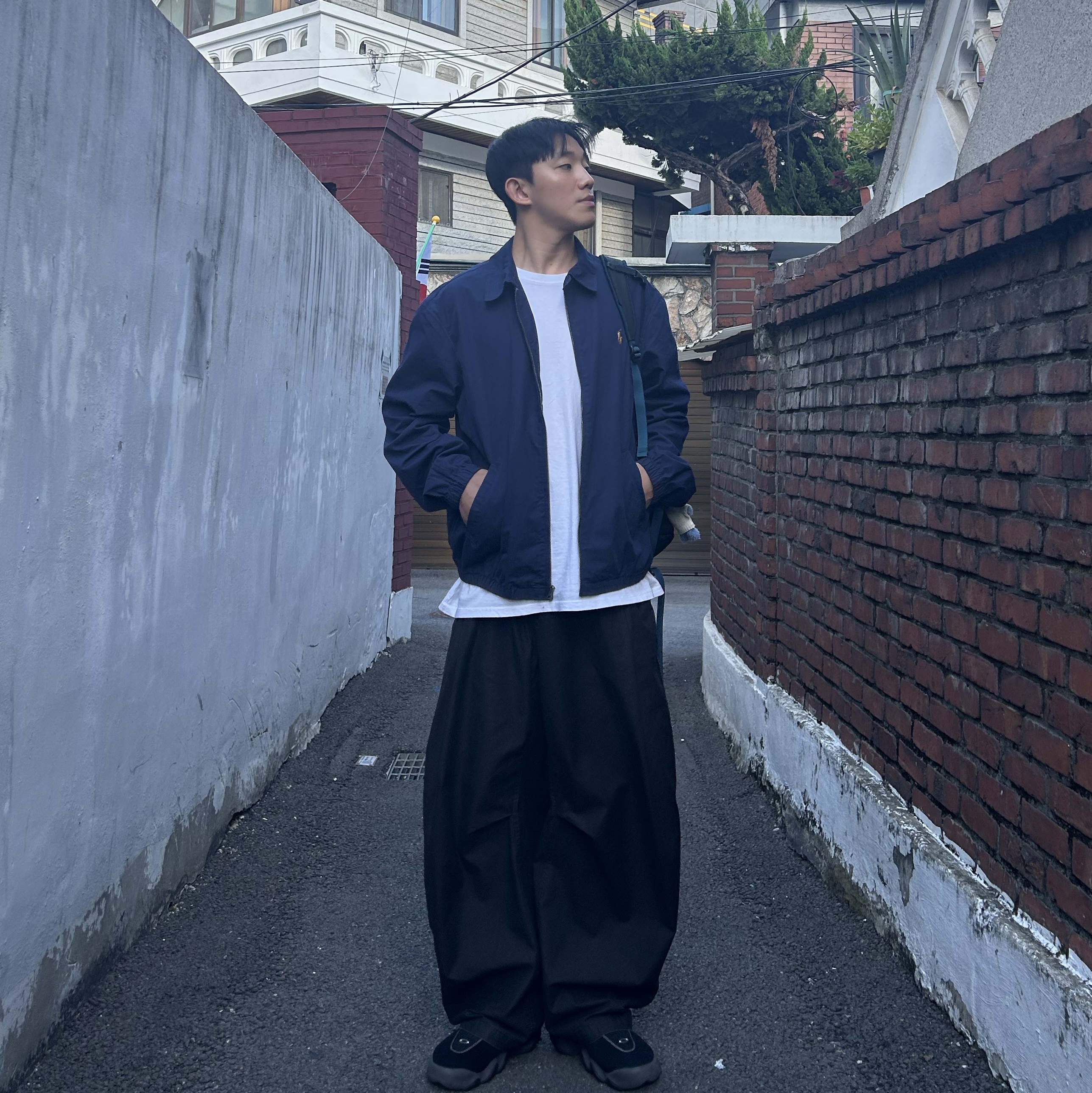 Oakley Factory Team x Brain Dead Suede Flesh Caviar Mesh Black, Arc'teryx Mantis 16 Backpack Lodestar 착용 스타일 - 5