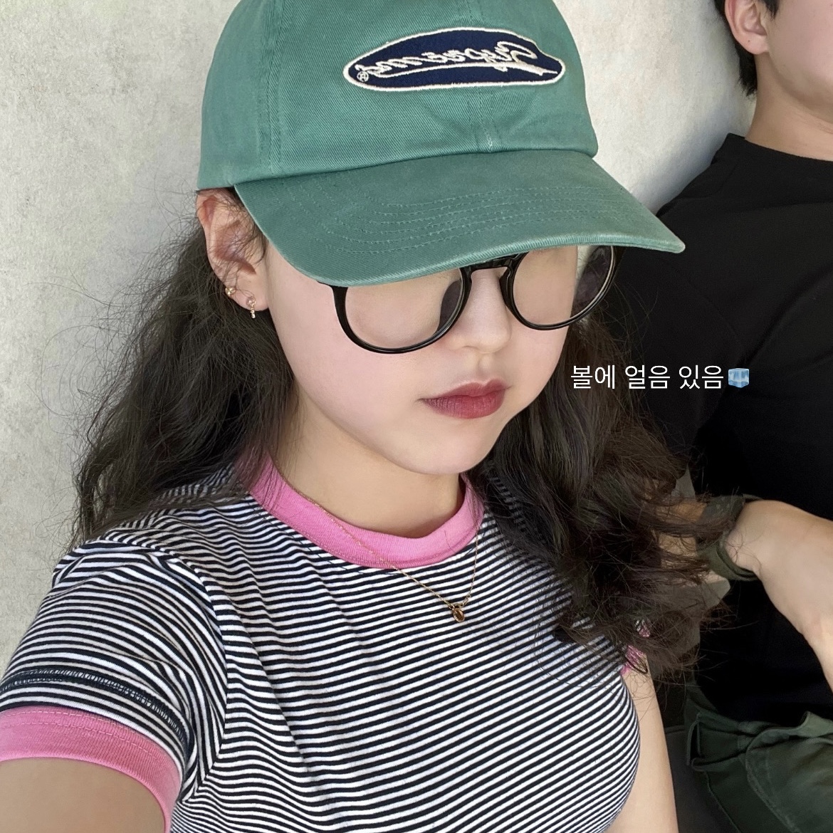 Supreme Oval 6-Panel Pine - 23SS 착용 스타일