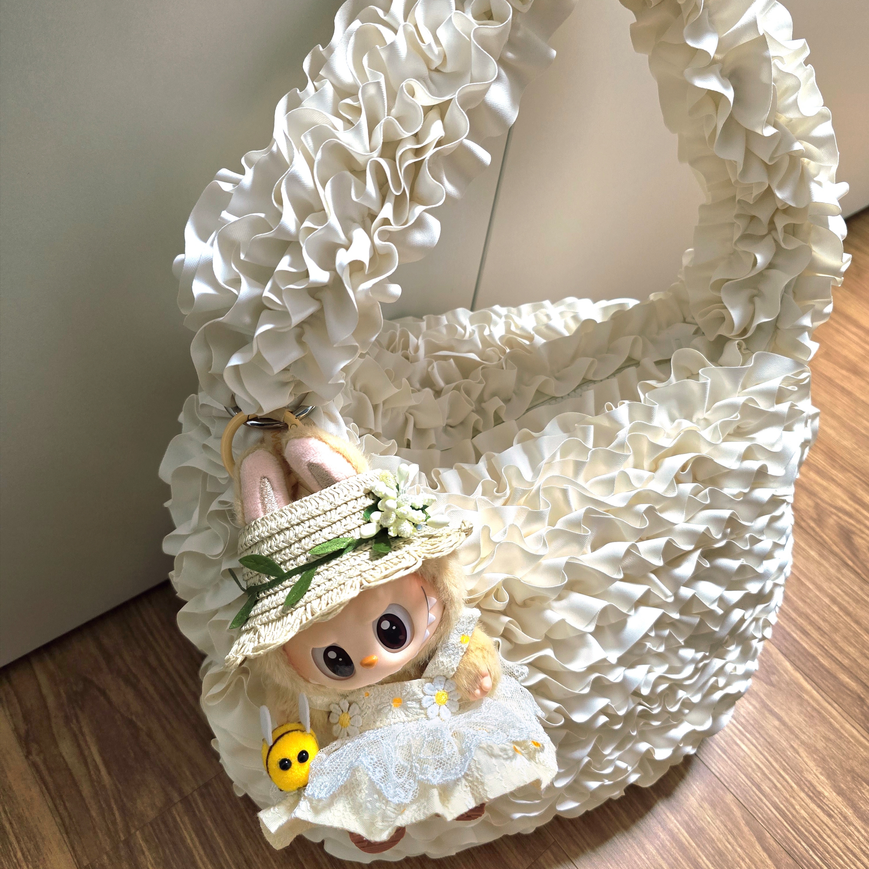 Pop Mart Labubu Let's Play Together Doll Series Sealed Case (1 Blind Box), COS Dahlia Shoulder Bag Ivory 착용 스타일