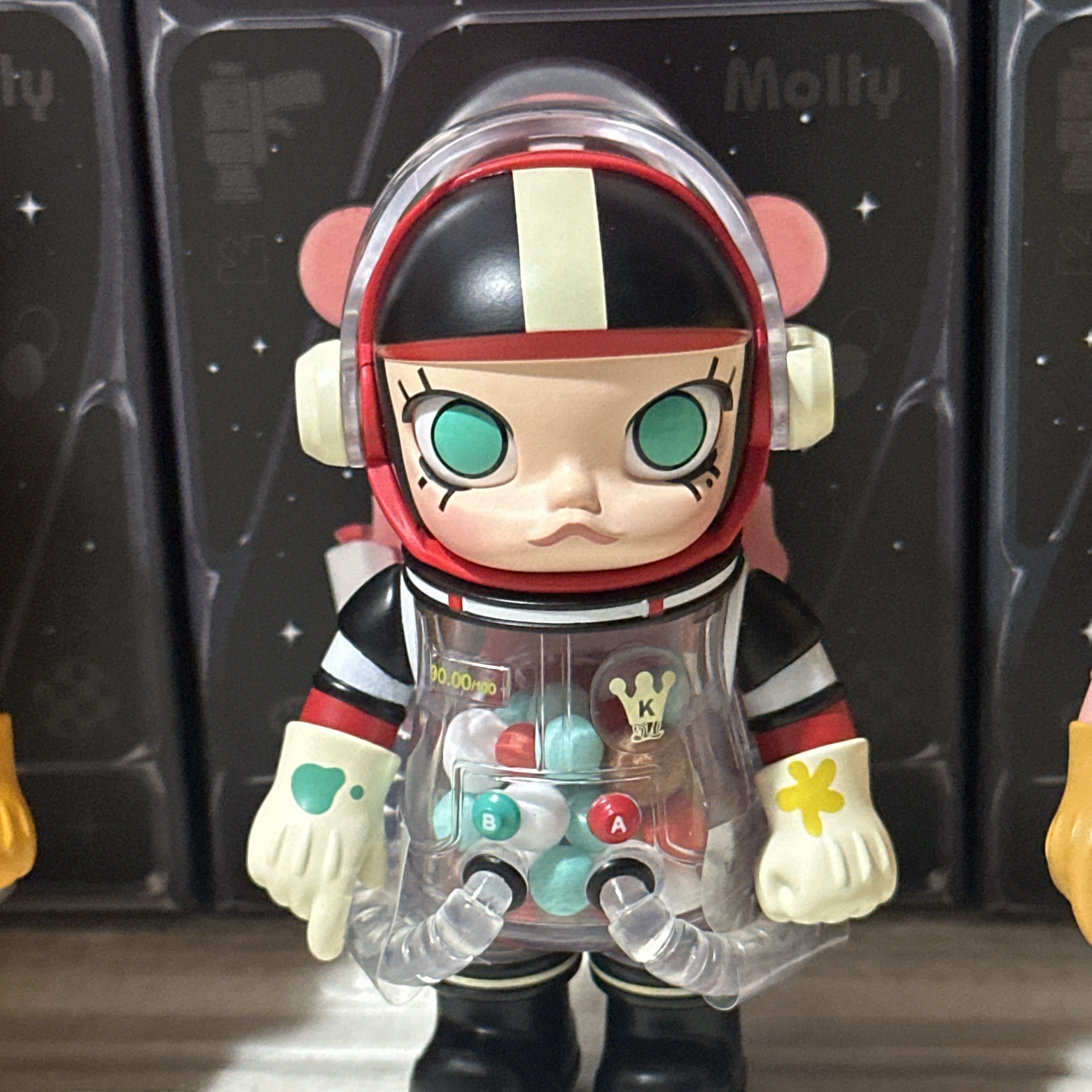 Pop Mart Mega Space Molly 100% Series4 Lalacompany - Durianman (Opened Case), Pop Mart Mega Space Molly Series 3 Tetris (Opened Case) 착용 스타일 - 7
