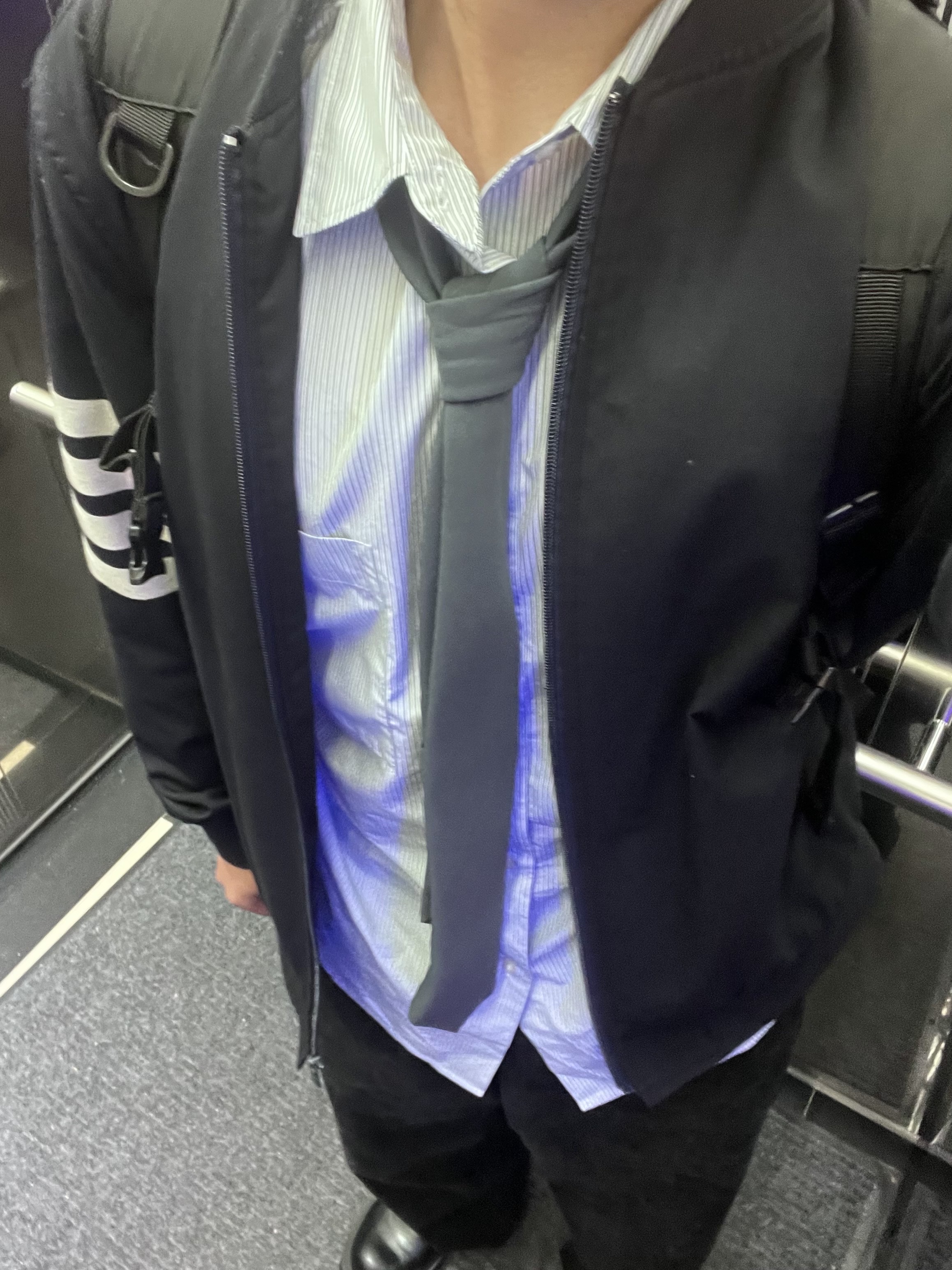 Thom Browne Poly Twill 4-Bar Oversized Knit Down Blouson Jacket Charcoal 착용 스타일 - 1