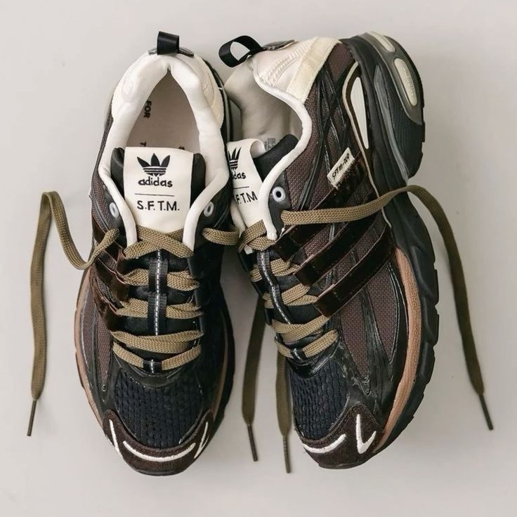 Adidas x Song for the Mute Adistar Cushion Core Black Dark Brown 착용 스타일