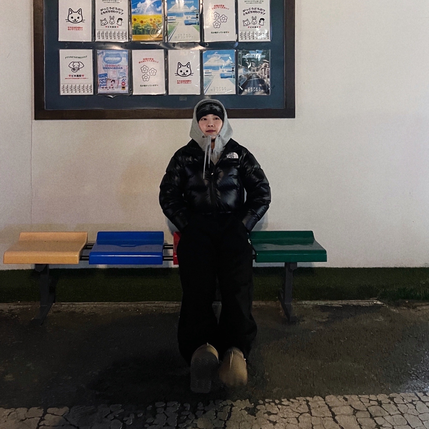 (W) The North Face Nuptse Short Jacket Black 착용 스타일