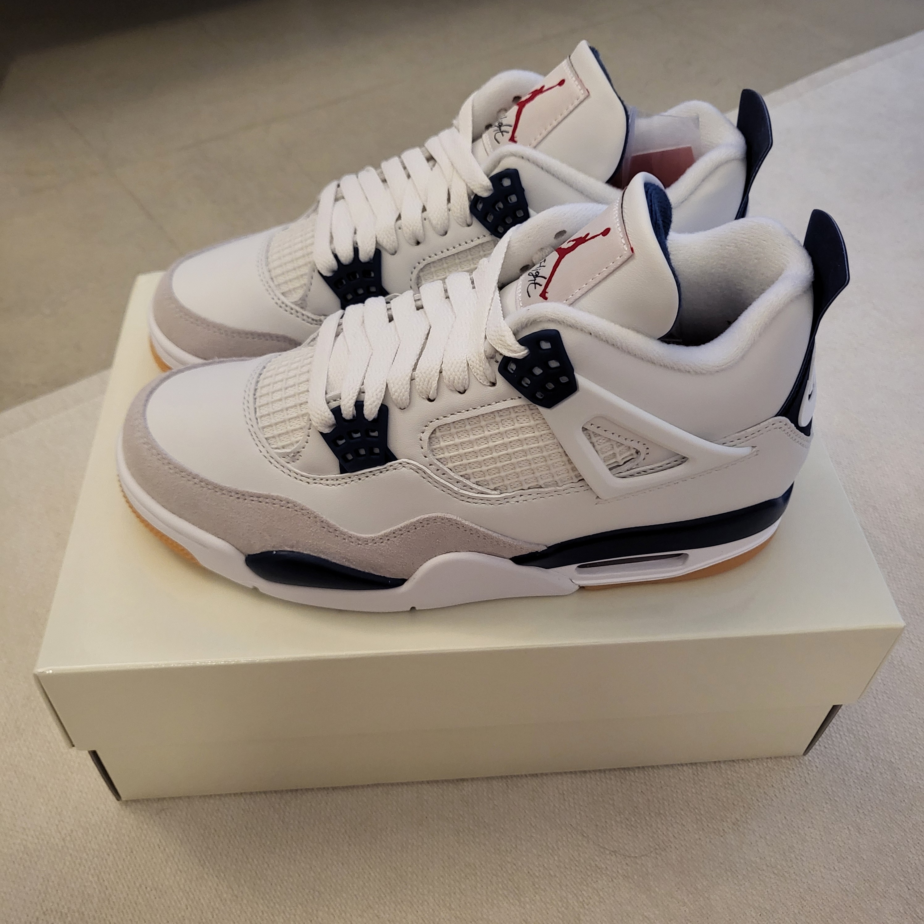 Jordan 4 x Nike SB Retro SP Navy 착용 스타일 - 3