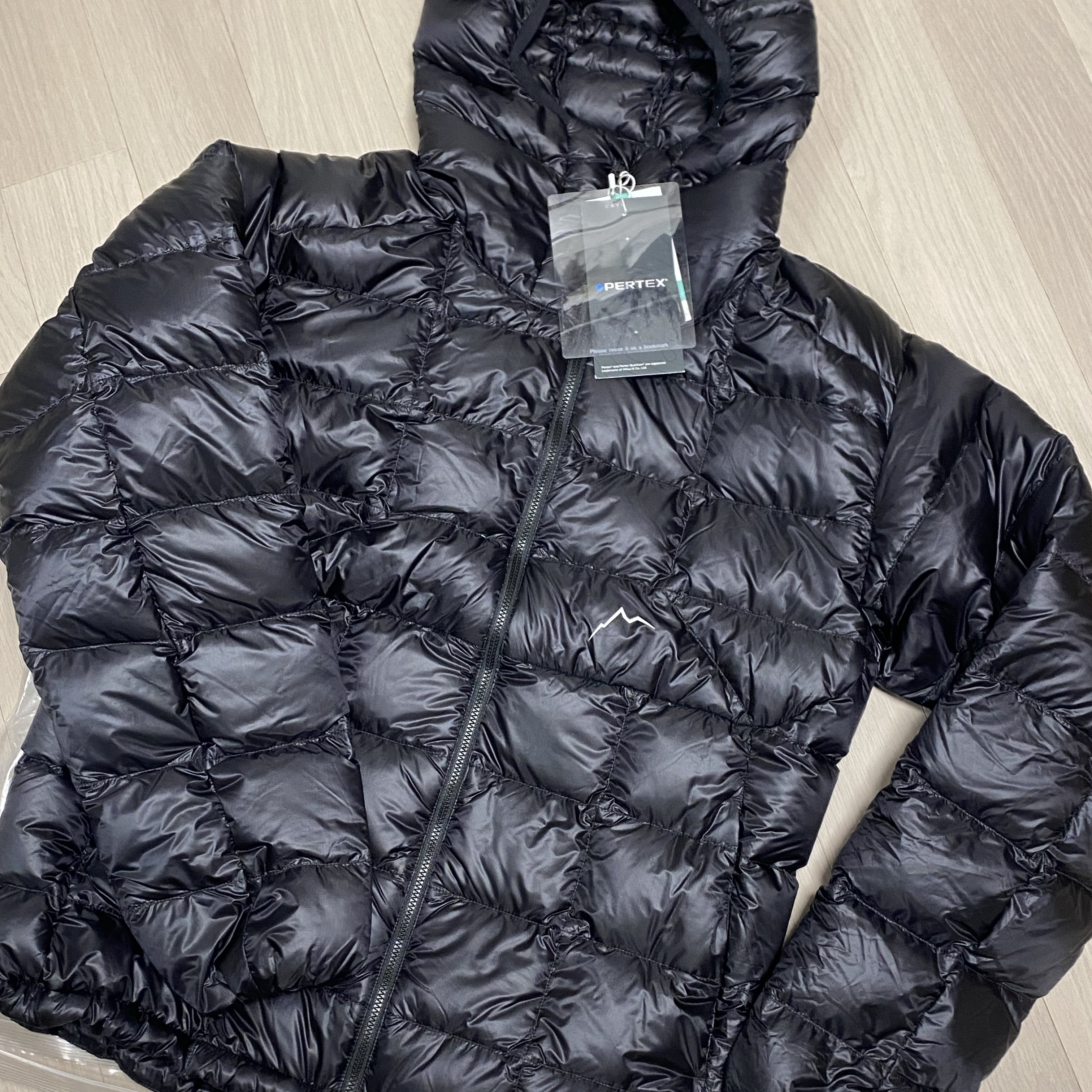 Cayl Light Down Jacket 2 Black 착용 스타일