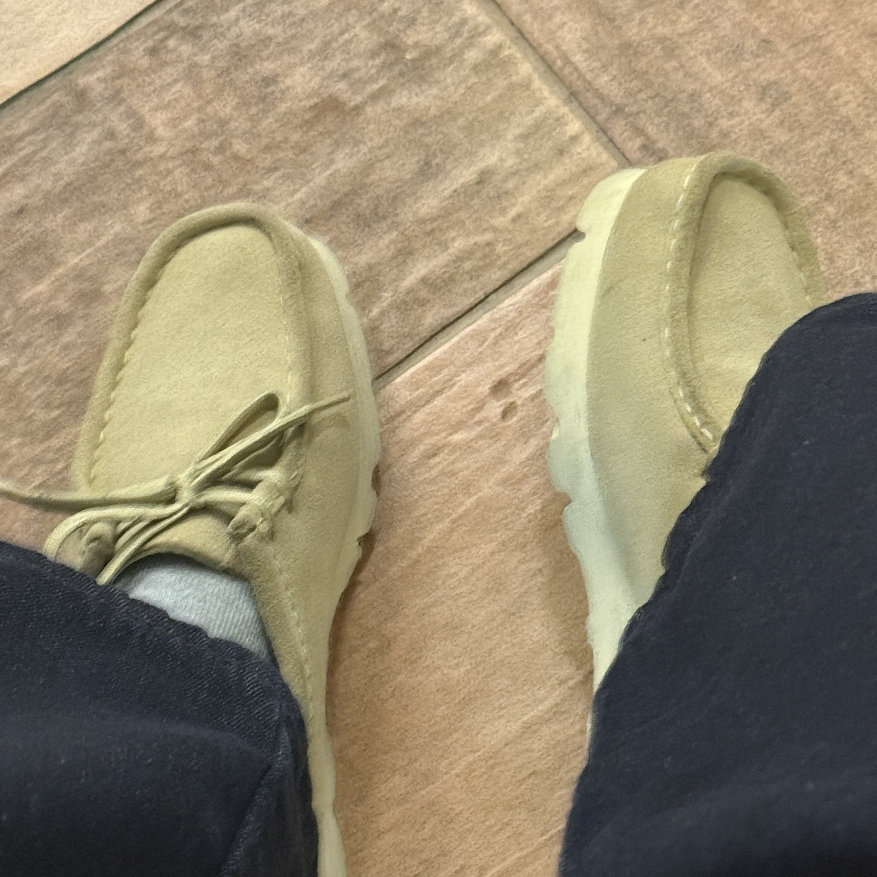 (W) Clarks Wallabee GTX Maple Suede 착용 스타일