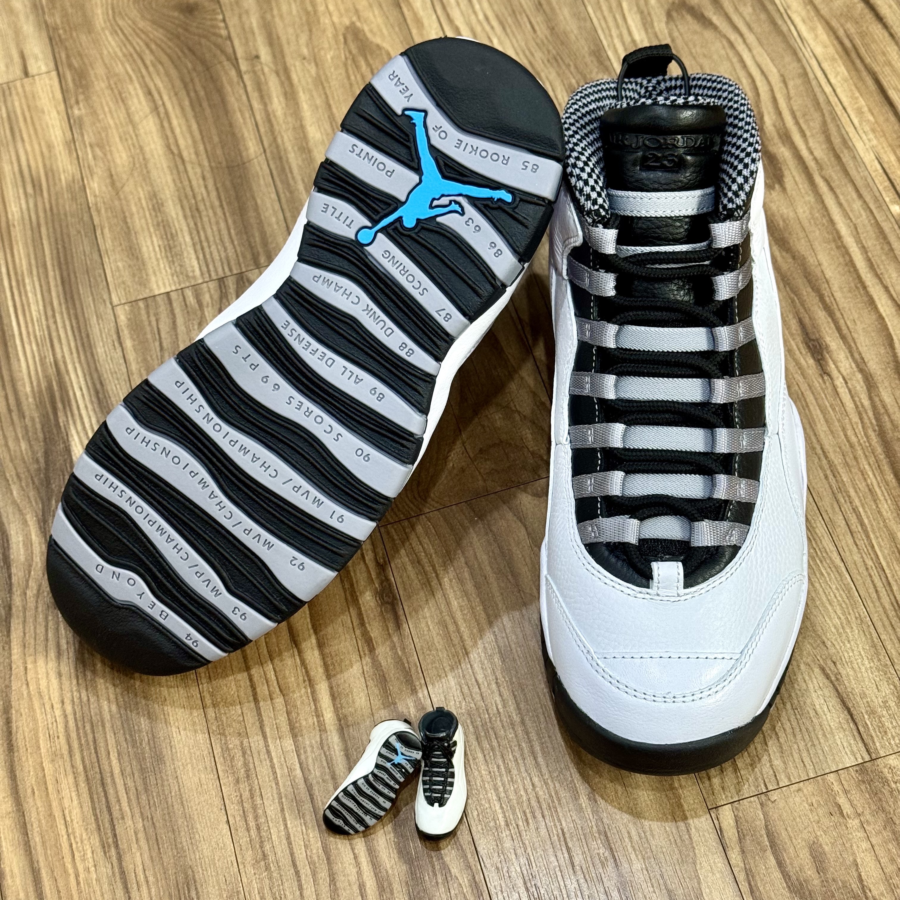 Jordan 10 Retro Light Steel Grey 착용 스타일