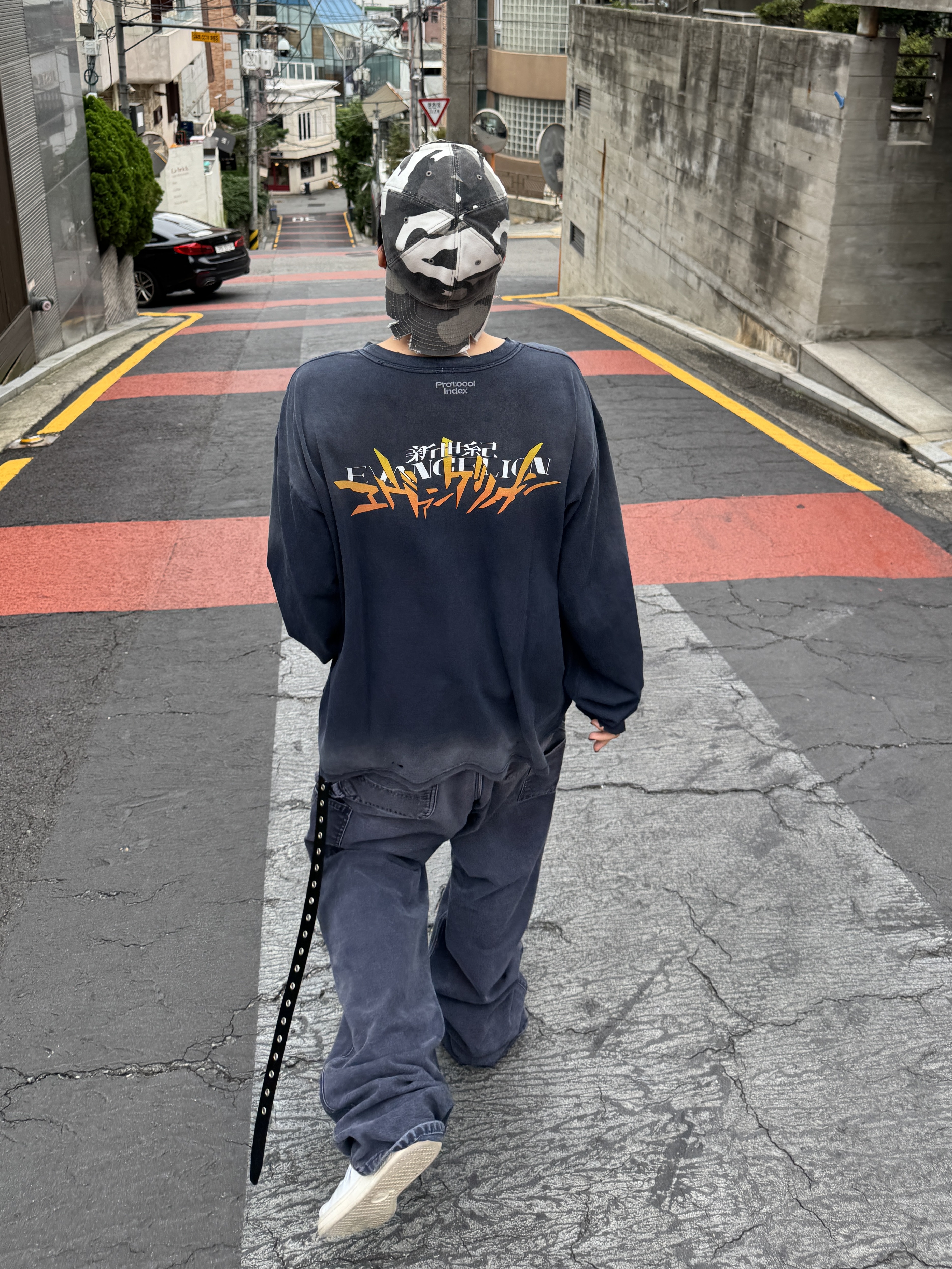 Protocol Index x Evangelion Overdyed Vintage Neon Genesis Long Sleeve T-Shirt Navy, Project G/R Crashed Cap City Camo 착용 스타일 - 3