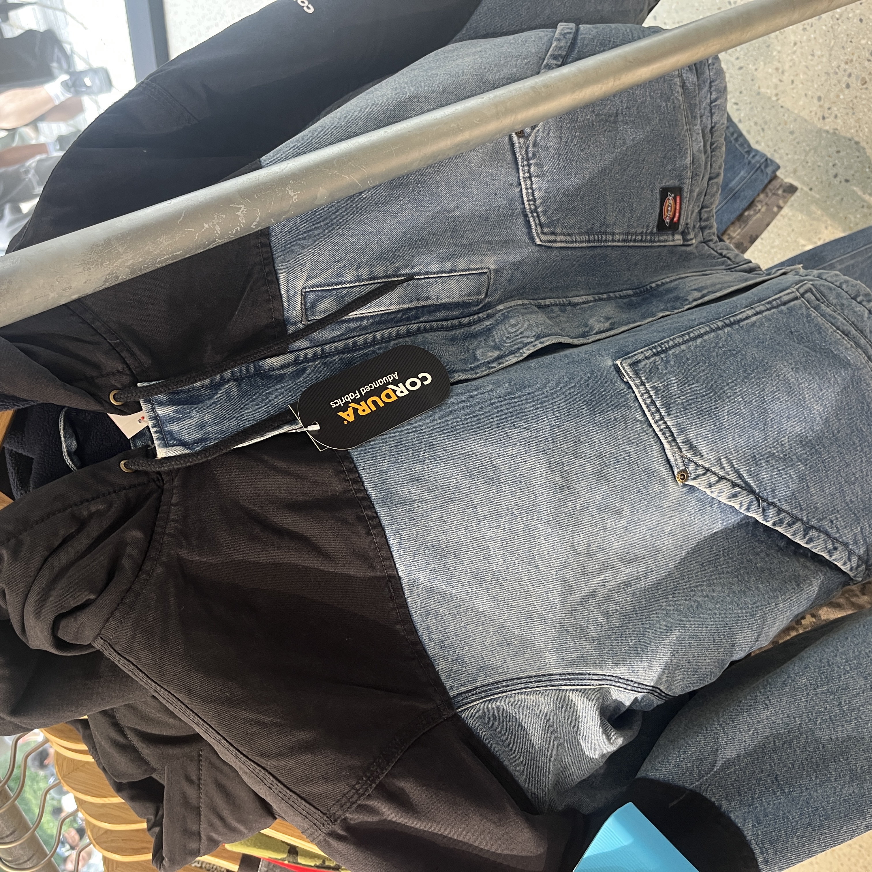 Supreme x Dickies Cordura Hooded Work Jacket Black - 25FW 착용 스타일