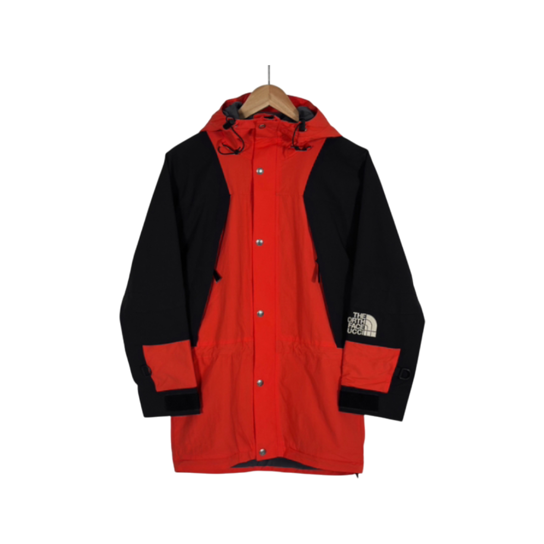 구찌 x 노스페이스 1994 마운틴 고어텍스 자켓 레드 블랙 XXS 사이즈(Gucci x The North Face 1994 Mountain GoreTex Jacket Red Black XXS size)
