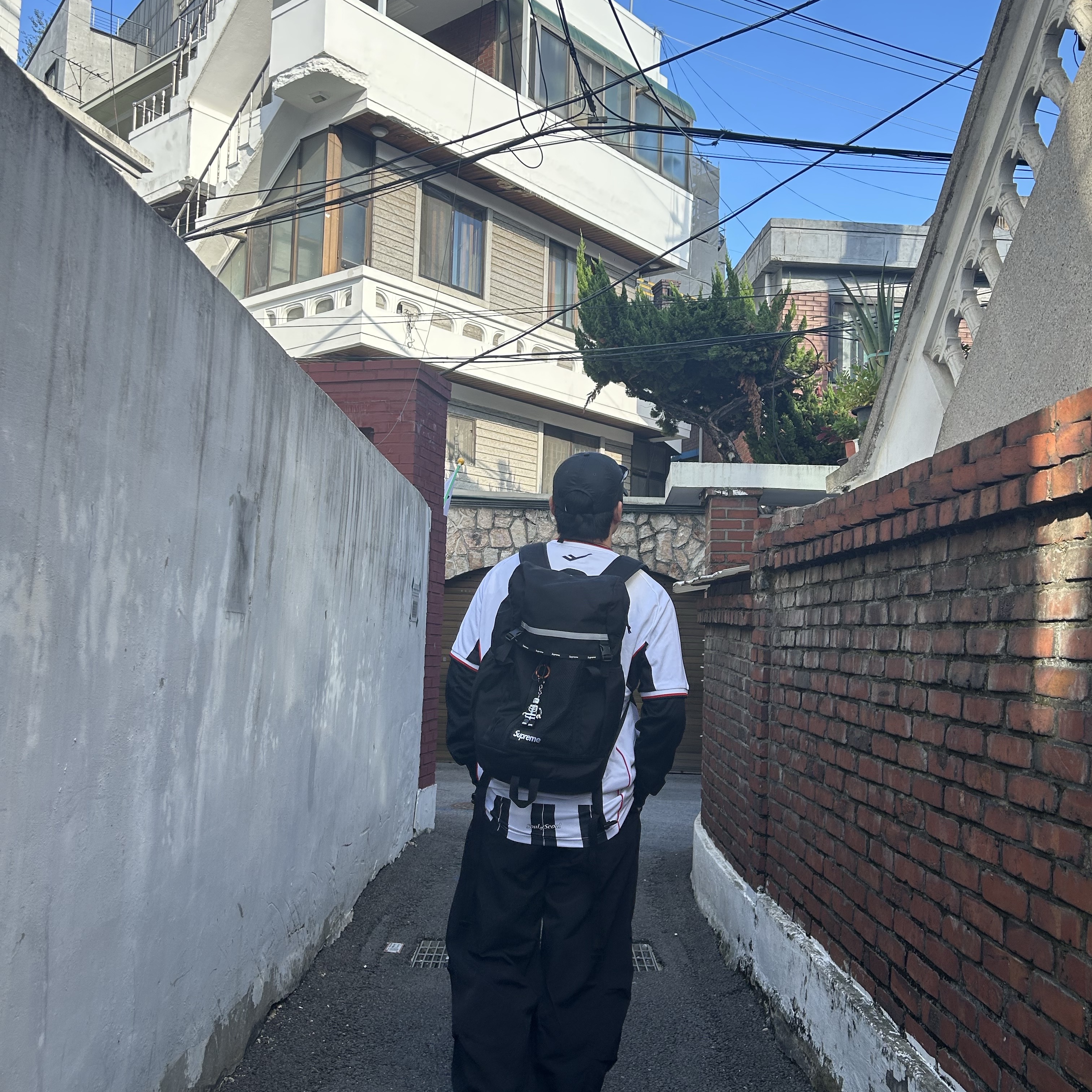 Prospecs 2025 FC Seoul Authentic Away Uniform White (Non Marking Ver.), Arc'teryx Heliad 15 Backpack Lodestar 착용 스타일 - 8