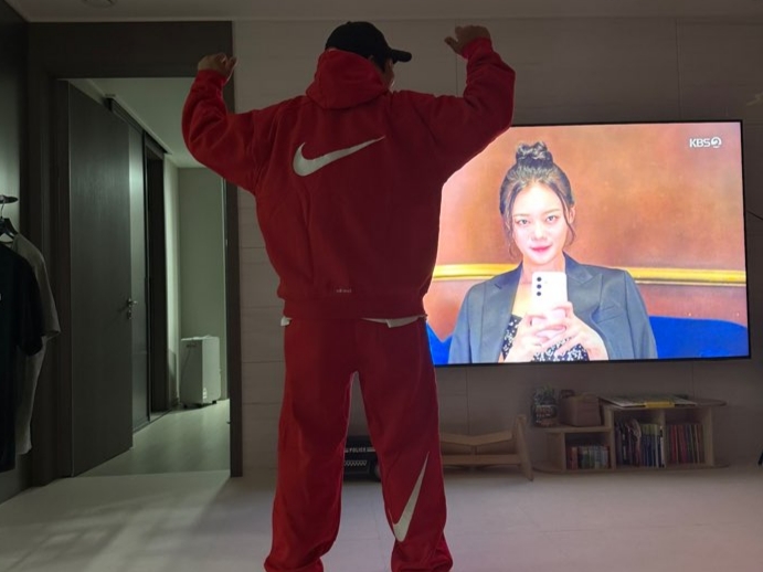 Supreme x Nike Zip Up Hooded Sweatshirt Red - 25SS 착용 스타일